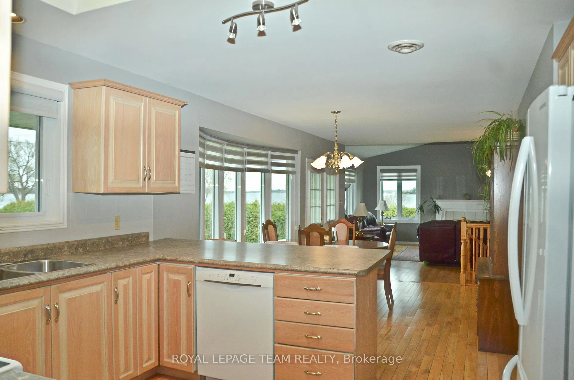 Photo 10 of 11119 Grisdale Boulevard W, South Dundas, South Dundas (Matilda) Twp — HOMEH