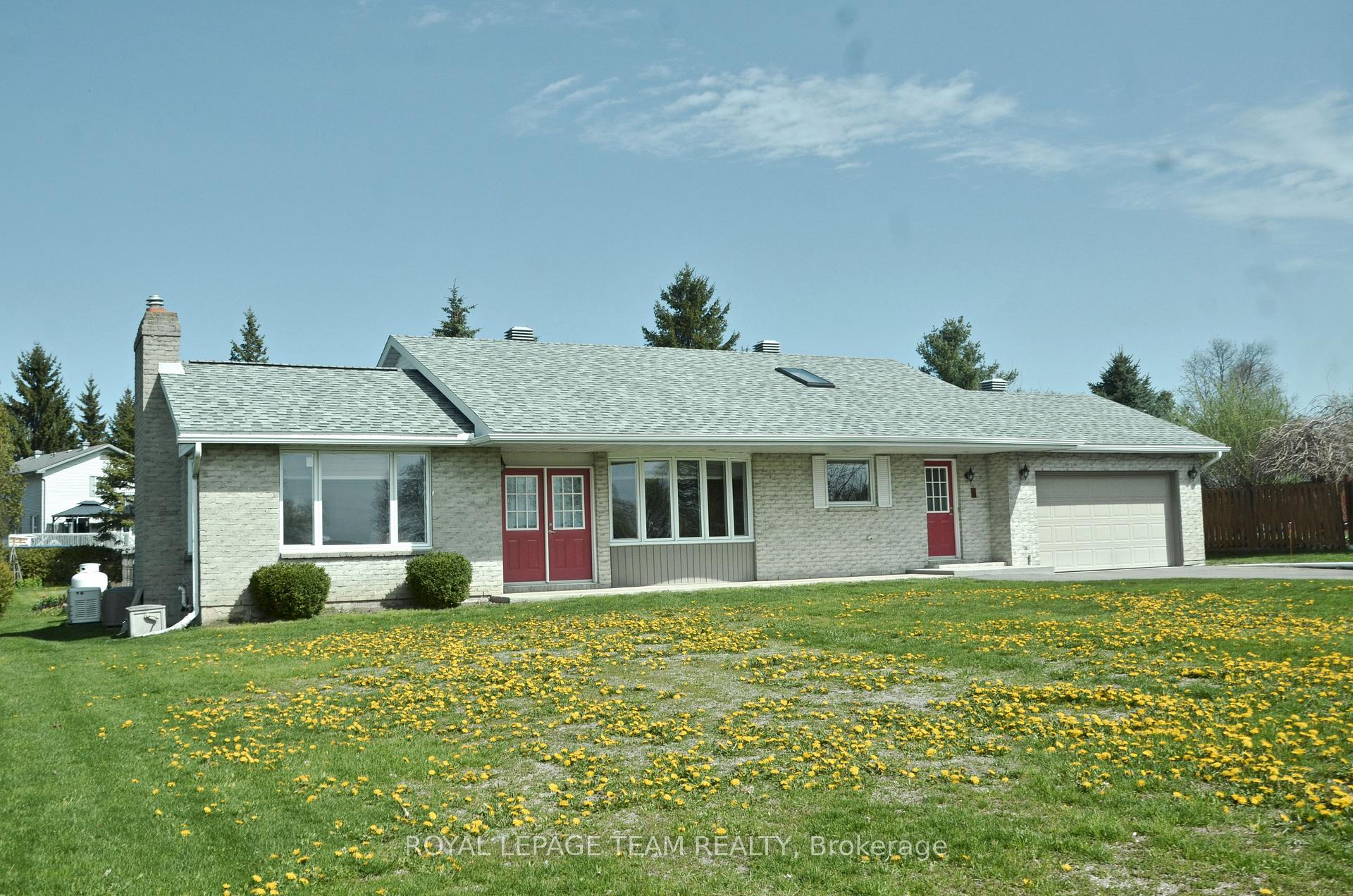 Photo 6 of 11119 Grisdale Boulevard W, South Dundas, South Dundas (Matilda) Twp — HOMEH