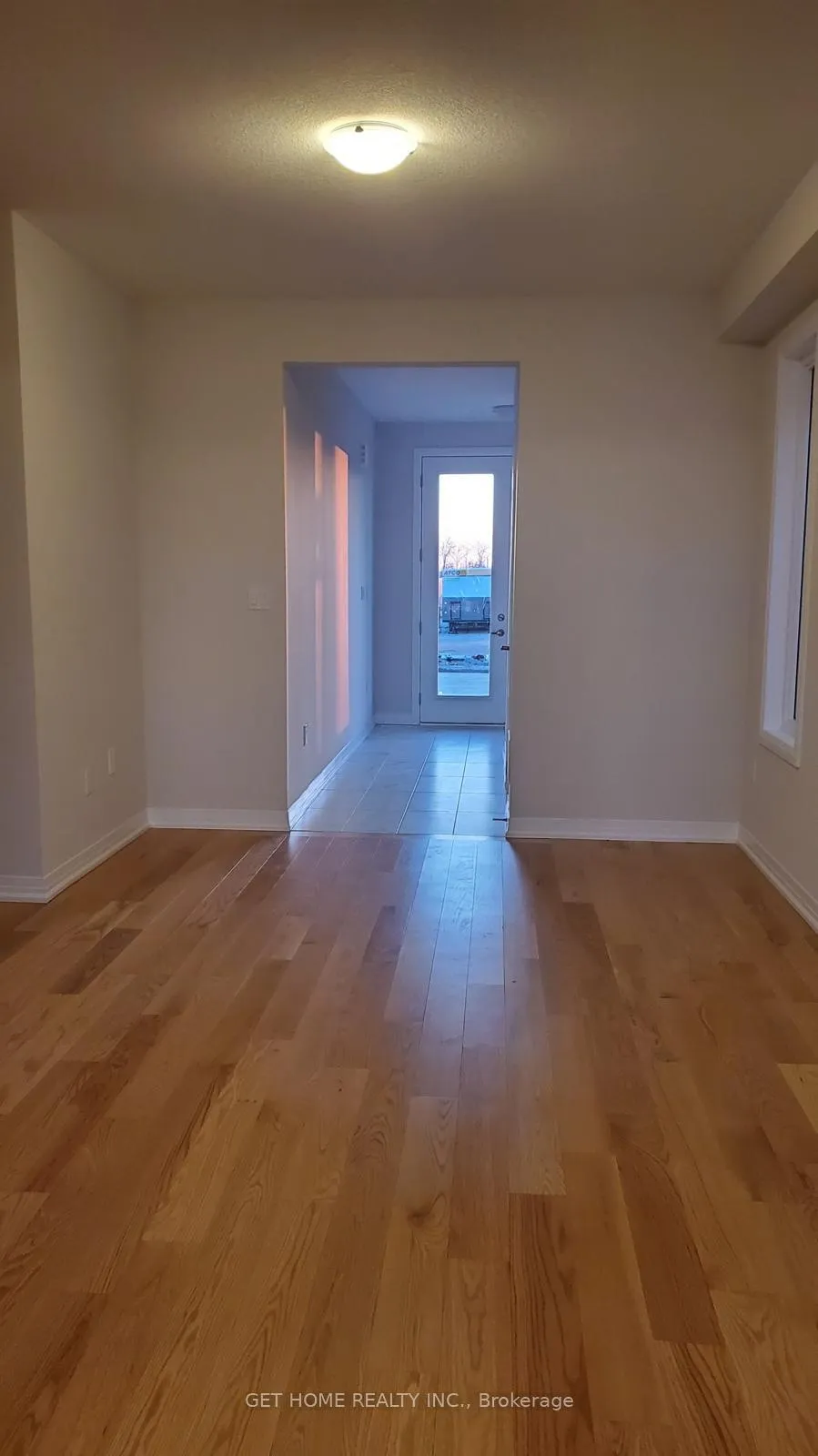 Photo 5 of 278 Newman Drive, Cambridge — HOMEH