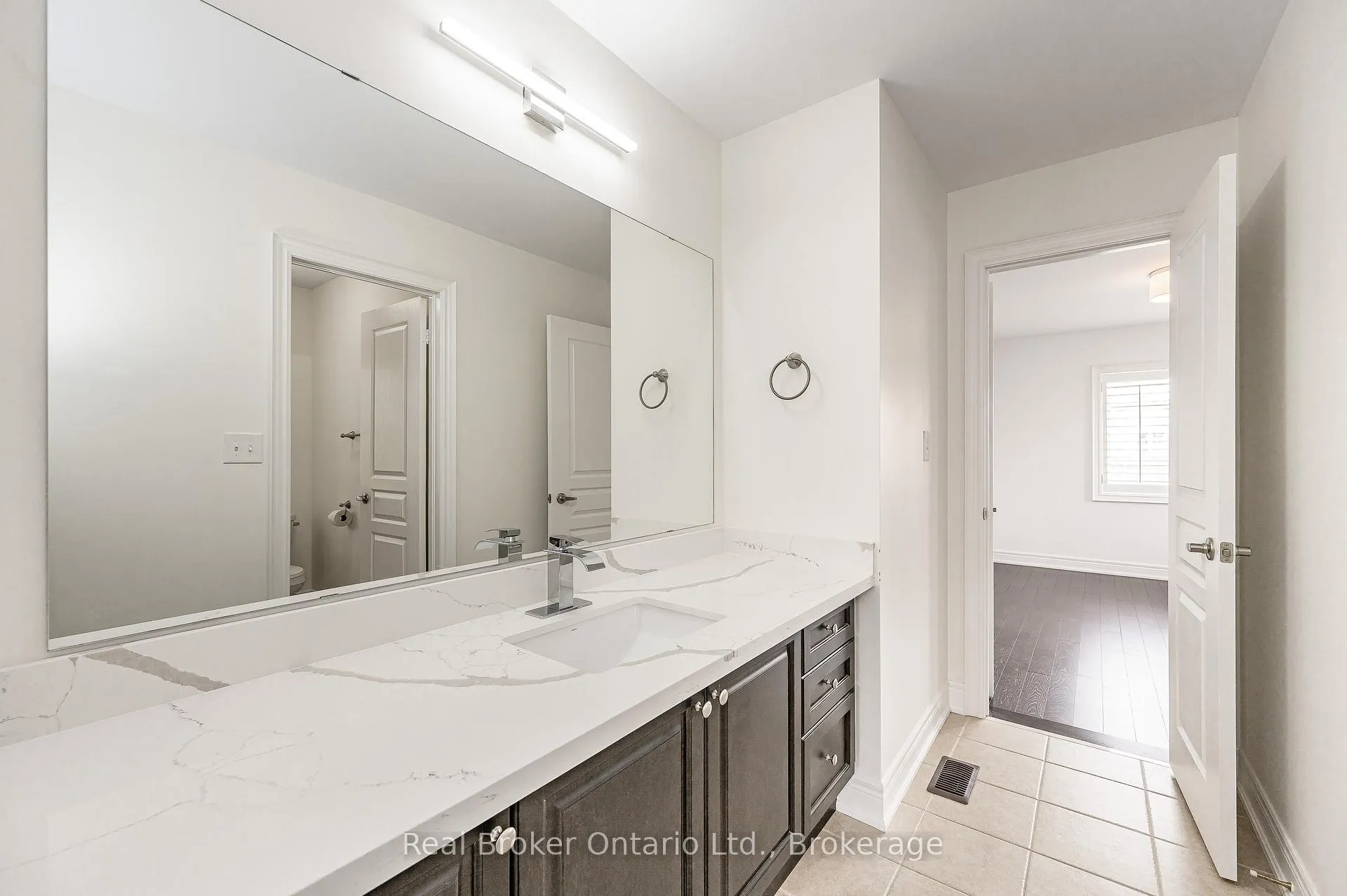 Photo 24 of 540 Bridgeview Road, Oakville, Glenorchy — HOMEH