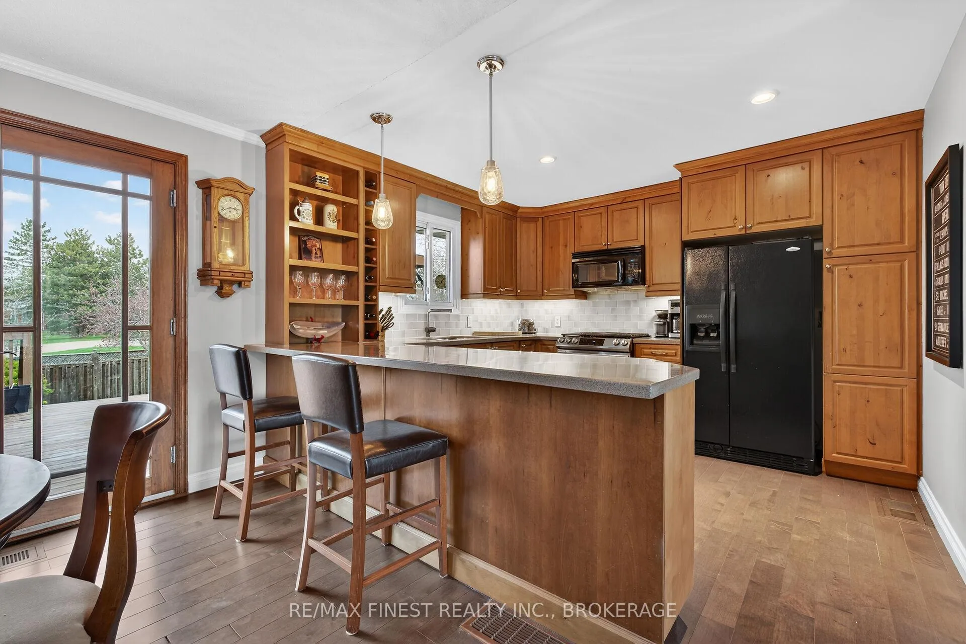 Photo 12 of 15 Point St Mark Drive, Kingston, Kingston East (Incl Barret Crt) — HOMEH