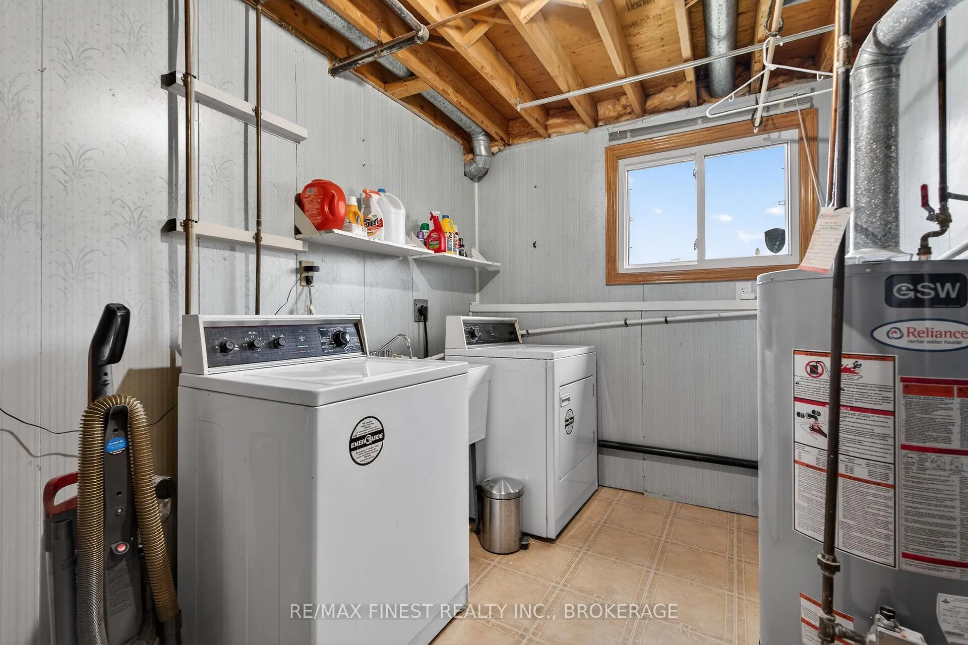Photo 28 of 15 Point St Mark Drive, Kingston, Kingston East (Incl Barret Crt) — HOMEH