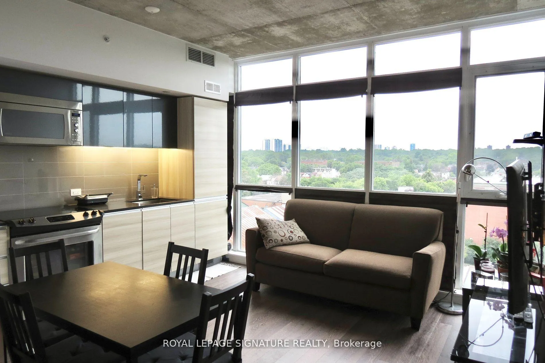 Photo 2 of Unit 923, 1190 Dundas Street E, Toronto, South Riverdale — HOMEH
