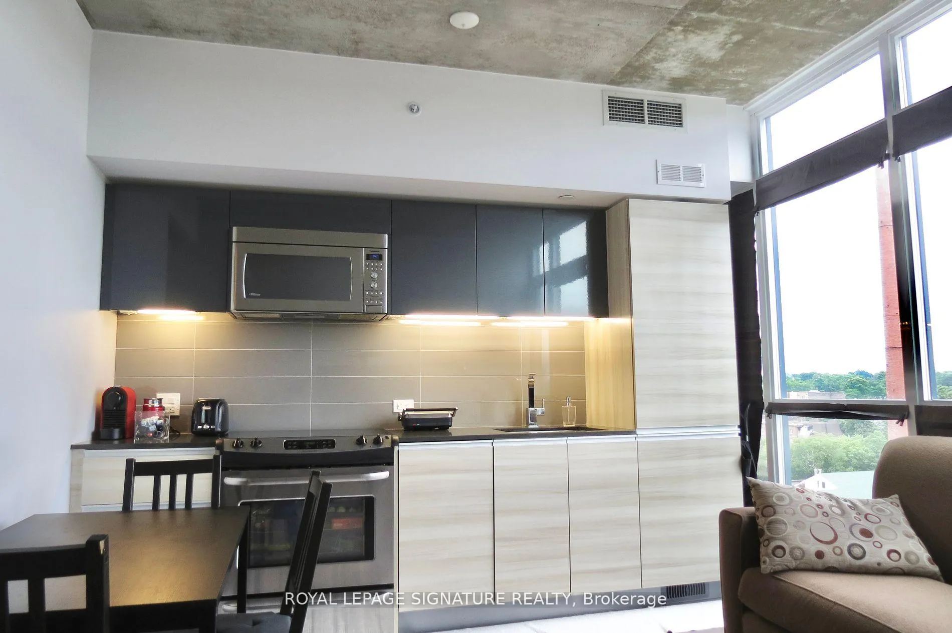 Photo 6 of Unit 923, 1190 Dundas Street E, Toronto, South Riverdale — HOMEH