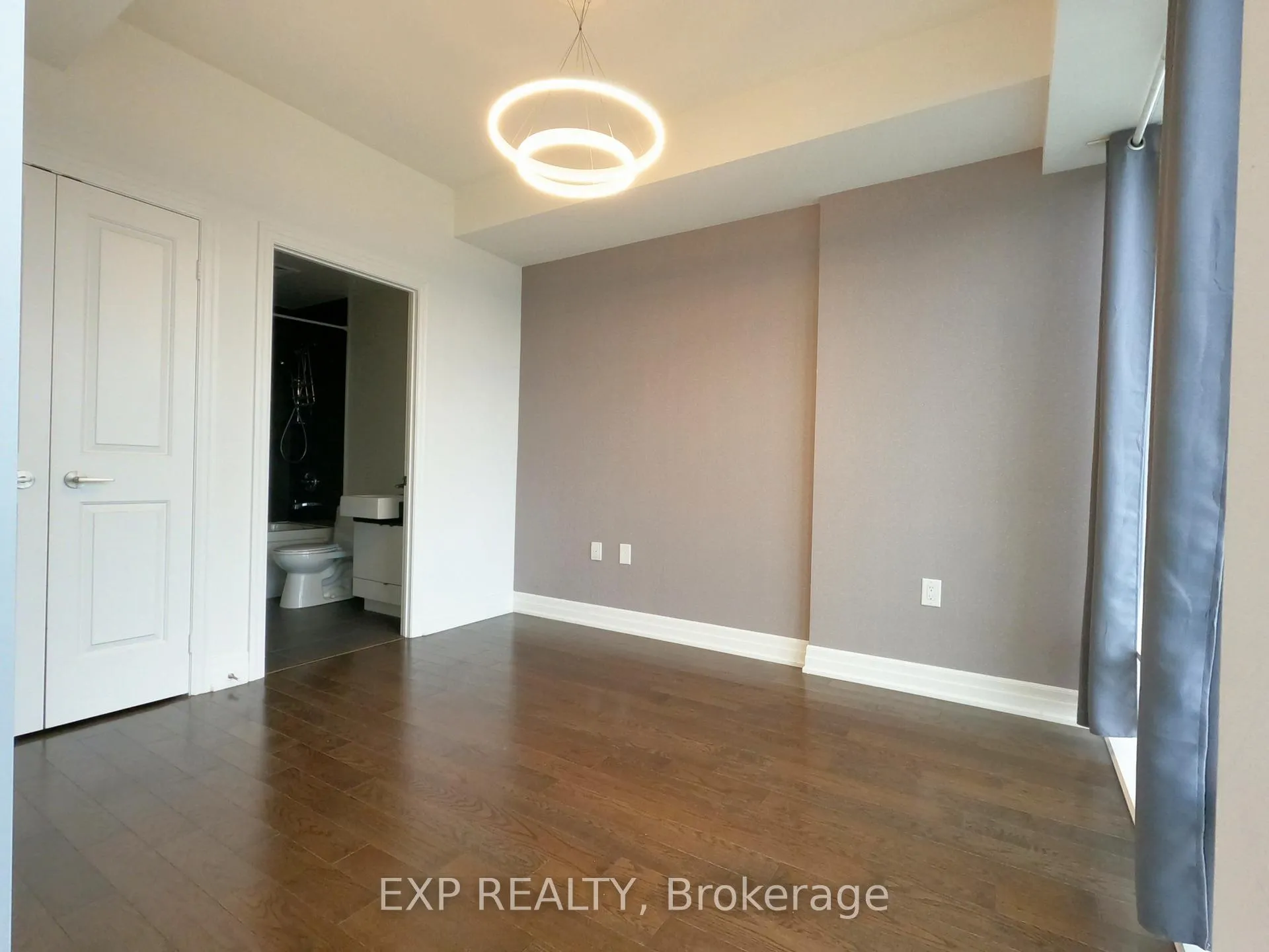 Photo 10 of Unit 3611, 8 The Esplanade, Toronto, Waterfront Communities — HOMEH