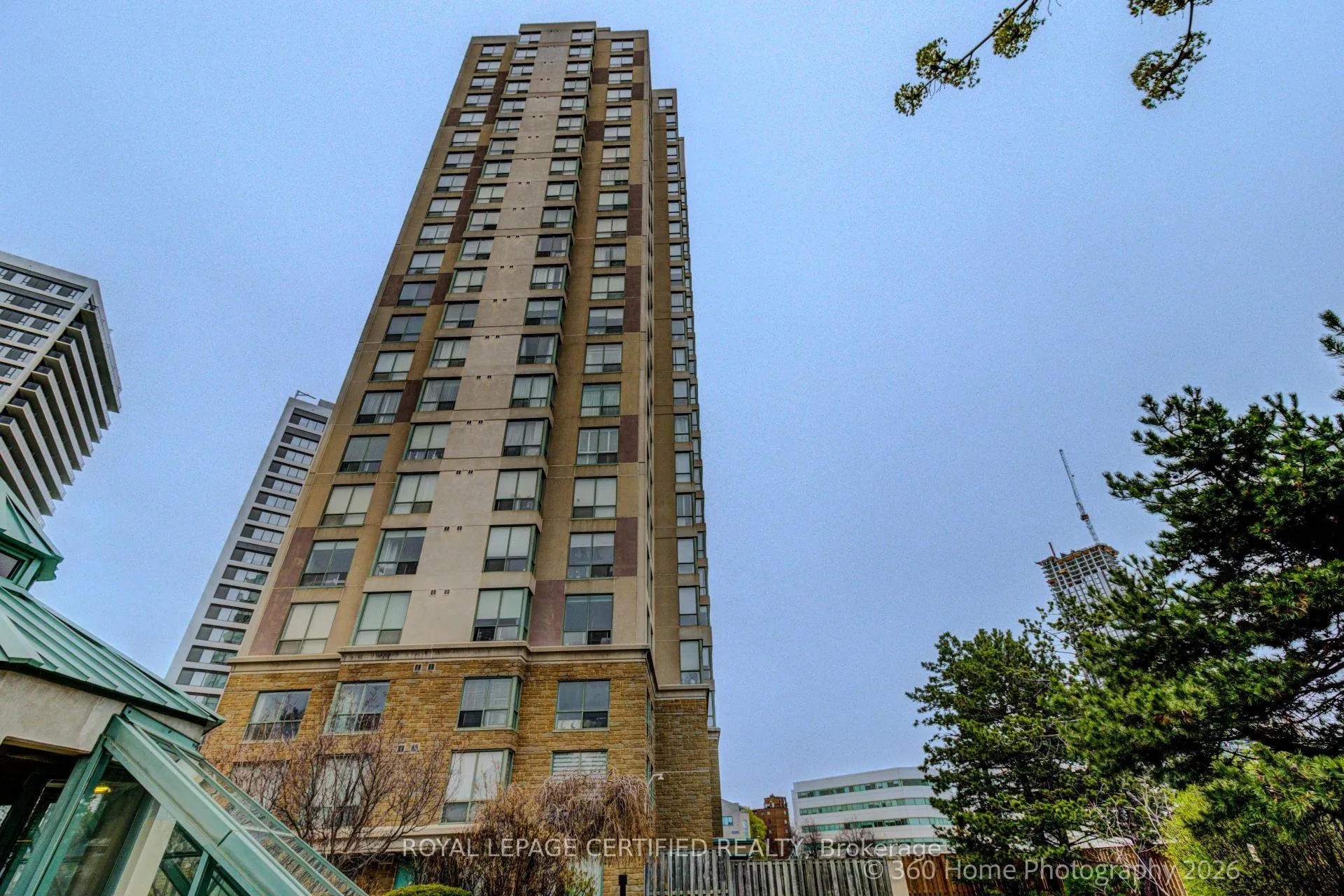 Photo 2 of Unit 106, 101 Subway Crescent E, Etobicoke, Islington-City Centre West — HOMEH
