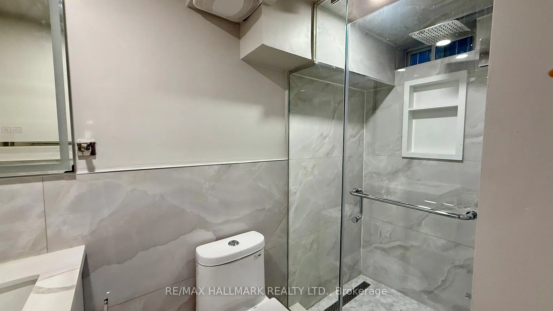 Photo 10 of Unit Basement, 7 Avanti Crescent, Hamilton, Waterdown — HOMEH