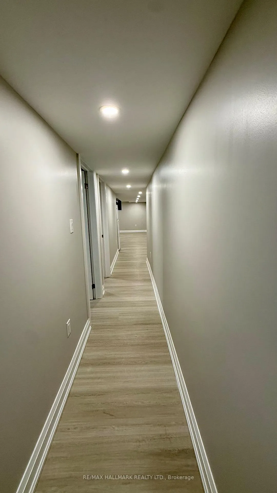 Photo 11 of Unit Basement, 7 Avanti Crescent, Hamilton, Waterdown — HOMEH