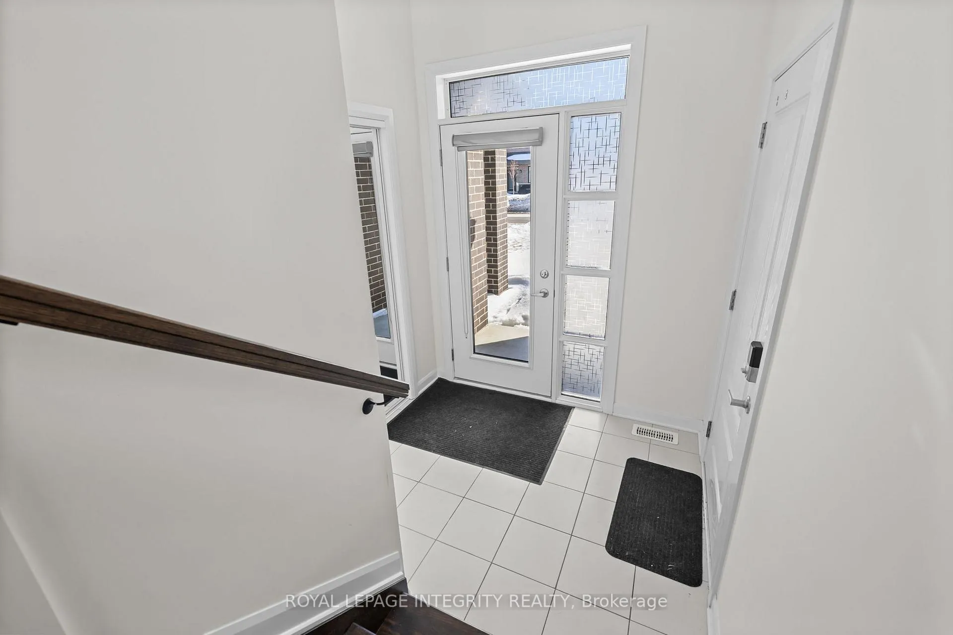 Photo 3 of 166 Invention Boulevard, Ottawa, Kanata - Morgan's Grant/South March — HOMEH