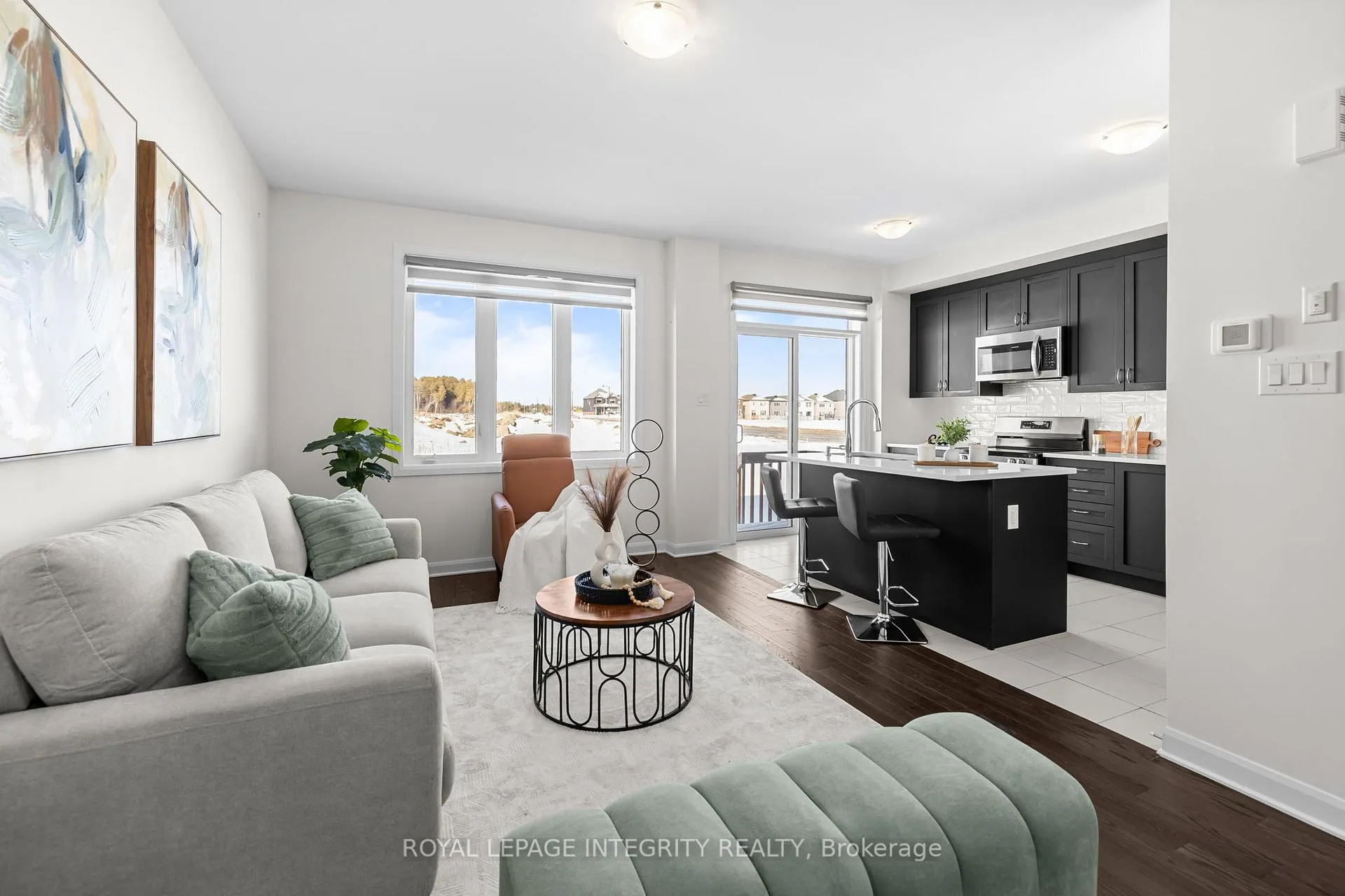 Photo 8 of 166 Invention Boulevard, Ottawa, Kanata - Morgan's Grant/South March — HOMEH