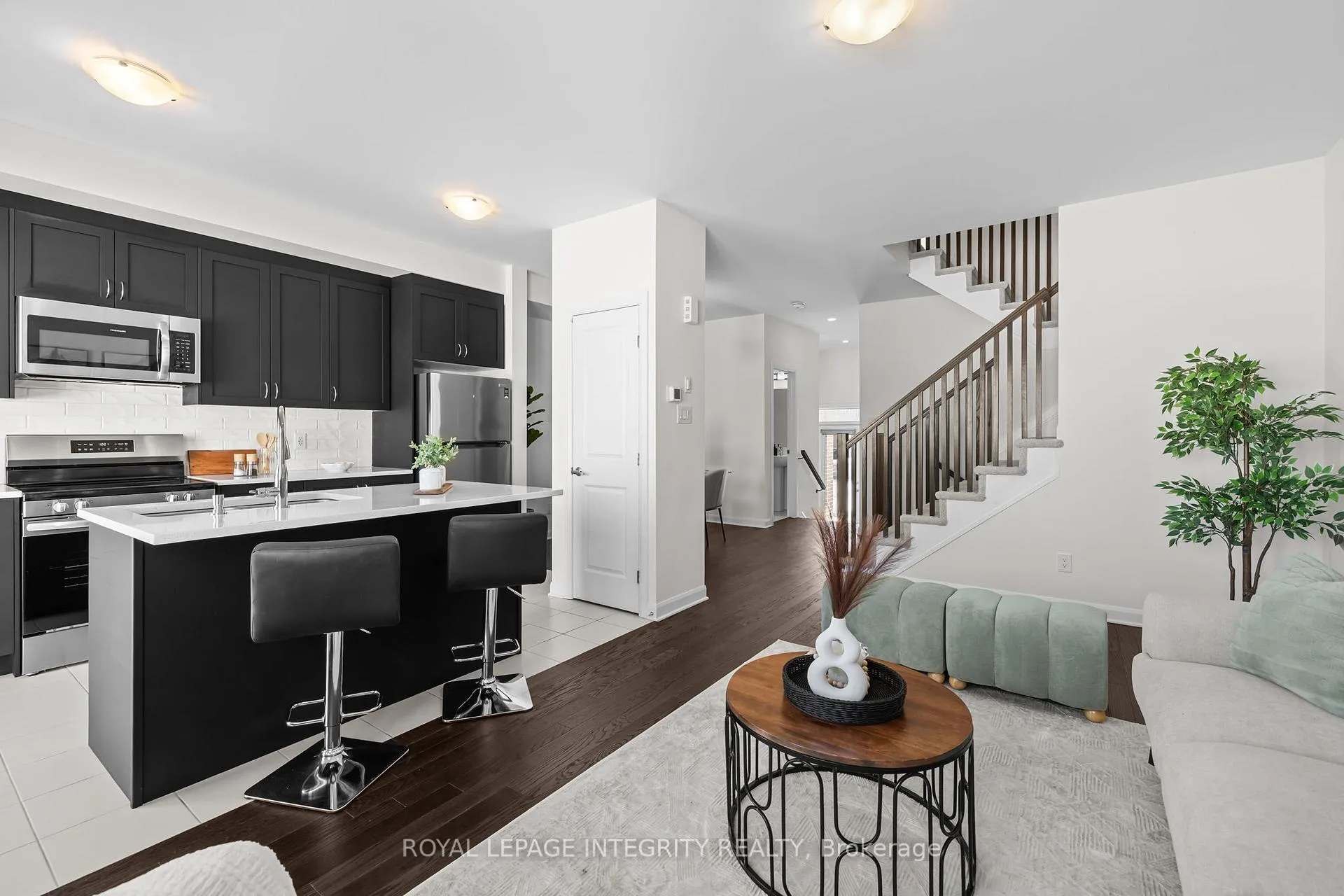 Photo 10 of 166 Invention Boulevard, Ottawa, Kanata - Morgan's Grant/South March — HOMEH