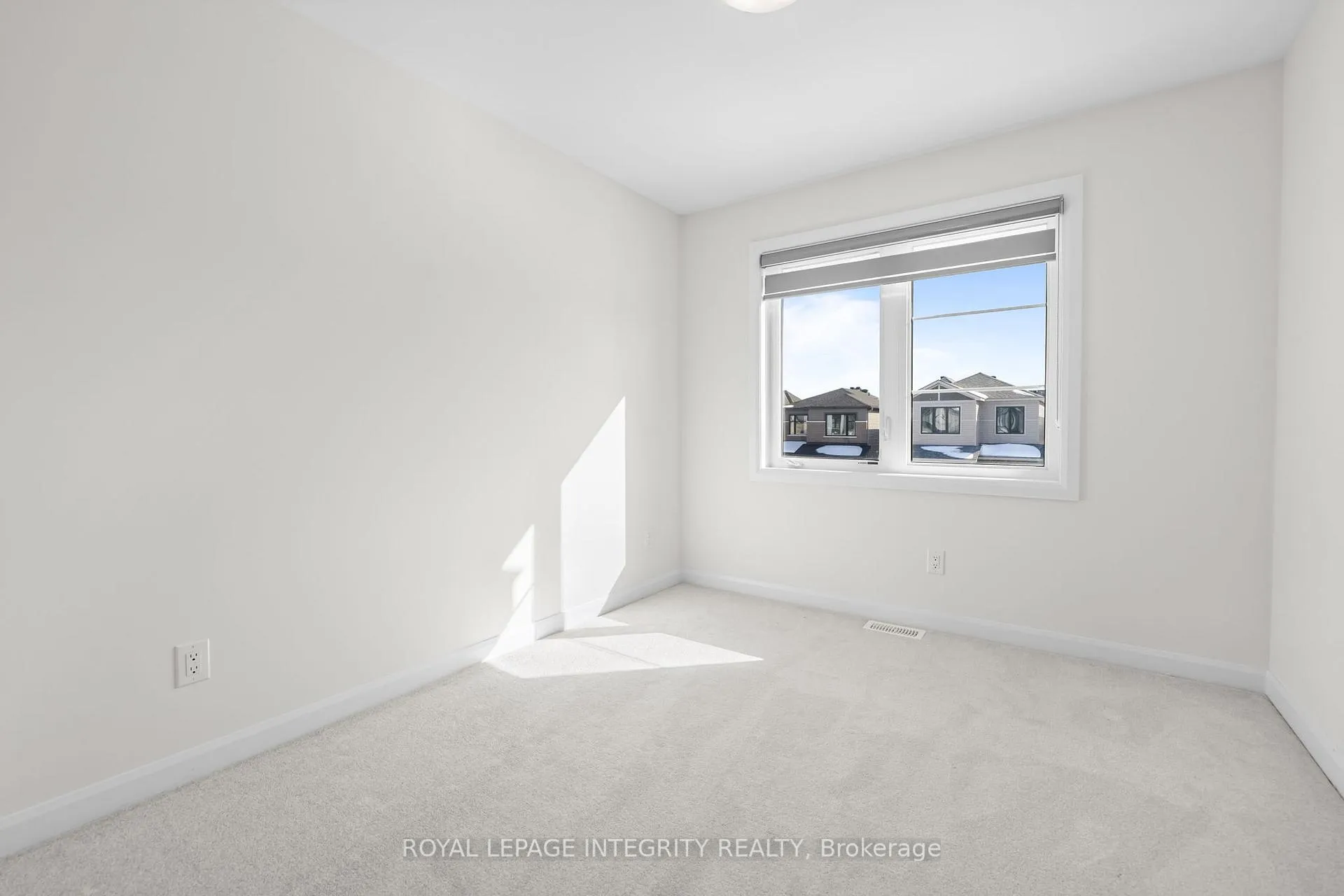 Photo 21 of 166 Invention Boulevard, Ottawa, Kanata - Morgan's Grant/South March — HOMEH