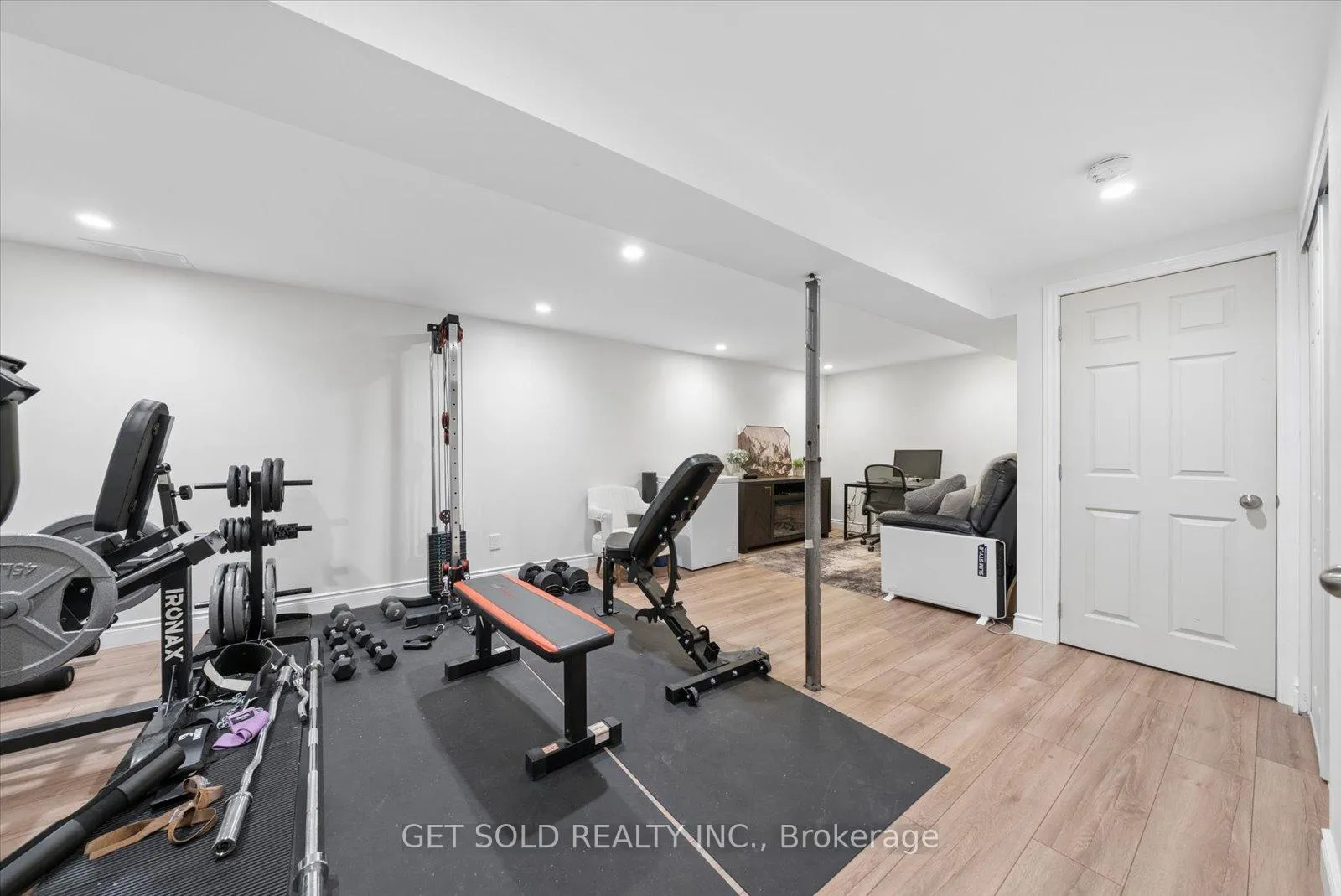Photo 26 of Unit 4, 2 Cedar Drive, Orangeville — HOMEH
