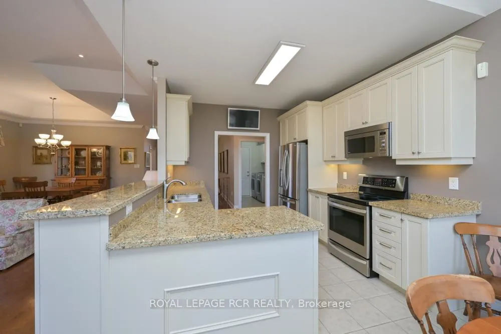 Photo 8 of 177 Ridge Way, New Tecumseth, Alliston — HOMEH