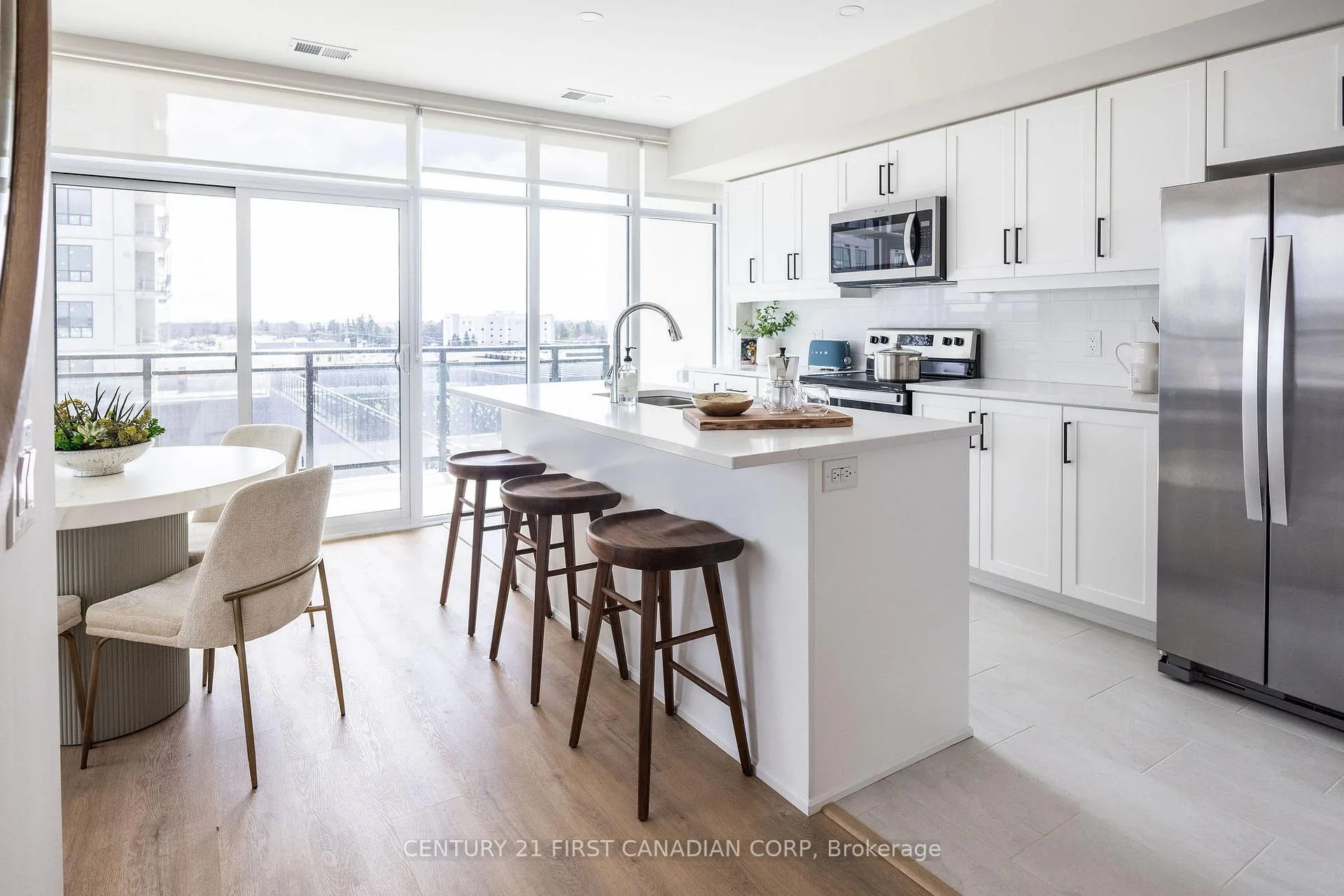 Photo 2 of Unit 909, 4286 King Street, Kitchener — HOMEH