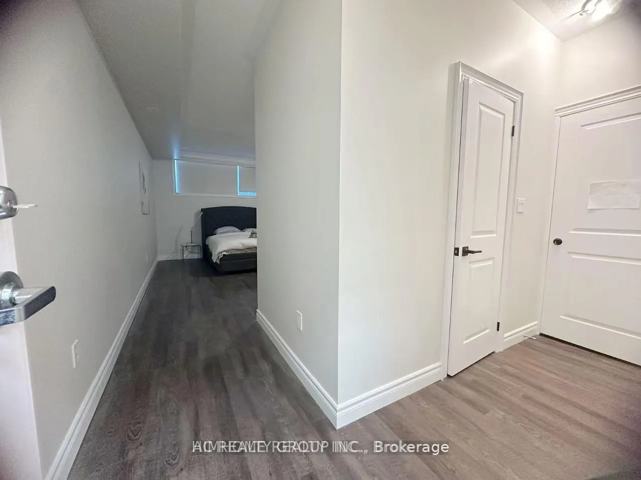 Photo 4 of Unit 21 Lower, 181 Parktree Drive, Vaughan, Maple — HOMEH