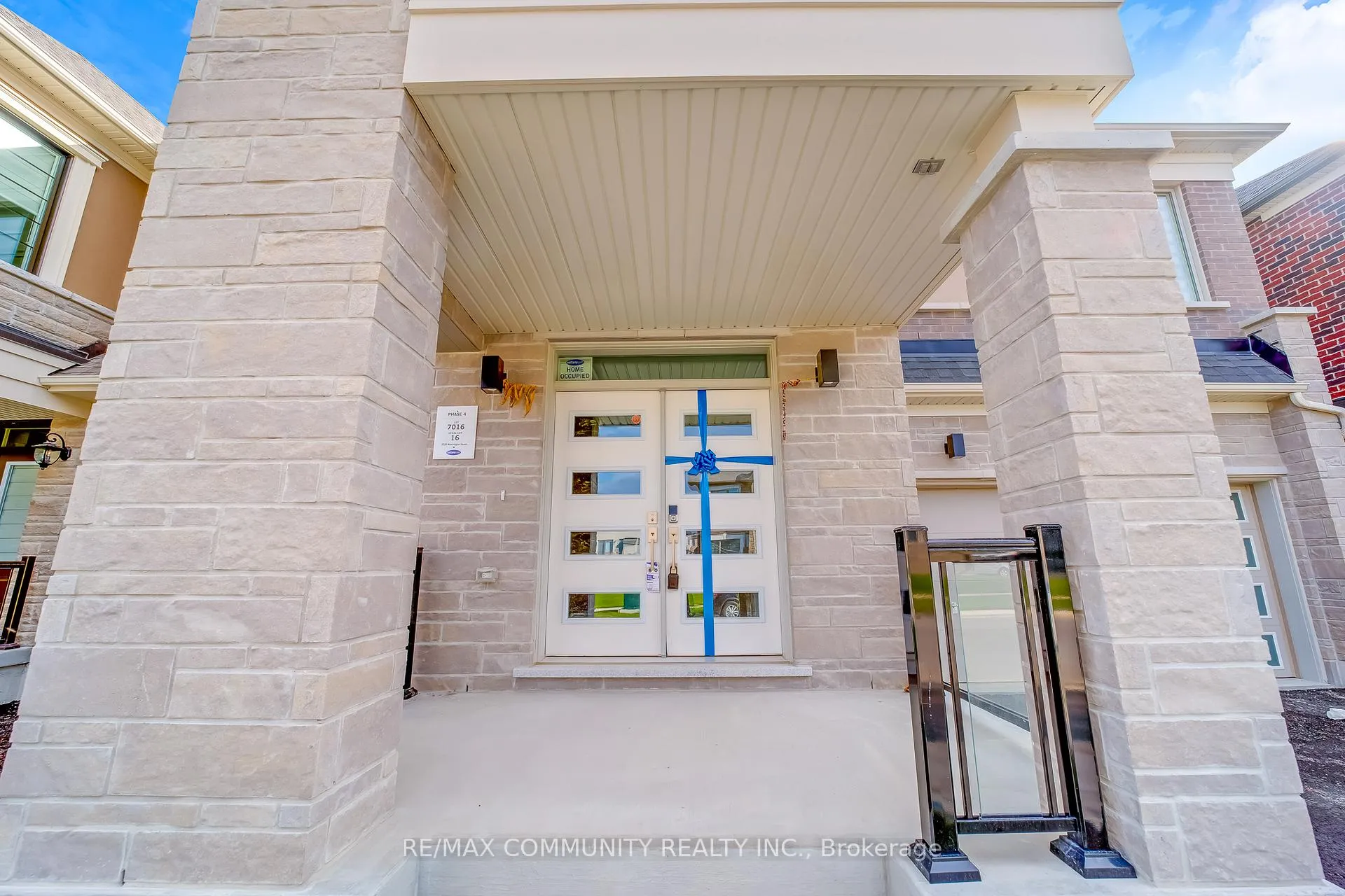 Photo 5 of 3328 Marchington Square, Pickering, Rural Pickering — HOMEH