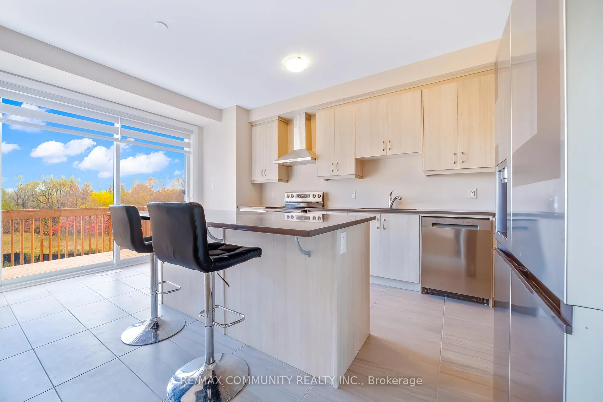 Photo 13 of 3328 Marchington Square, Pickering, Rural Pickering — HOMEH