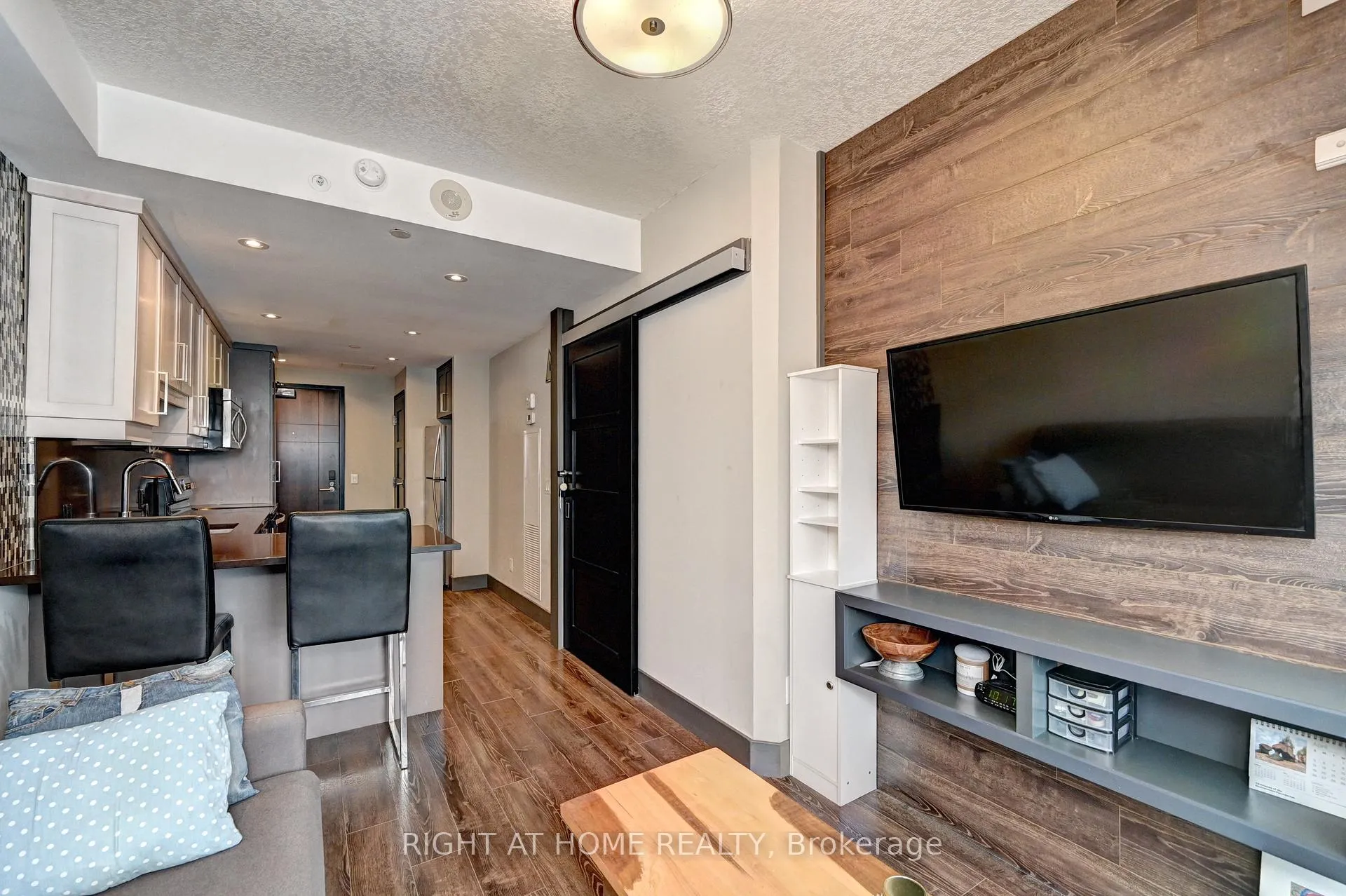 Photo 10 of Unit N2207, 330 Phillip Street, Waterloo, Beechwood/University — HOMEH