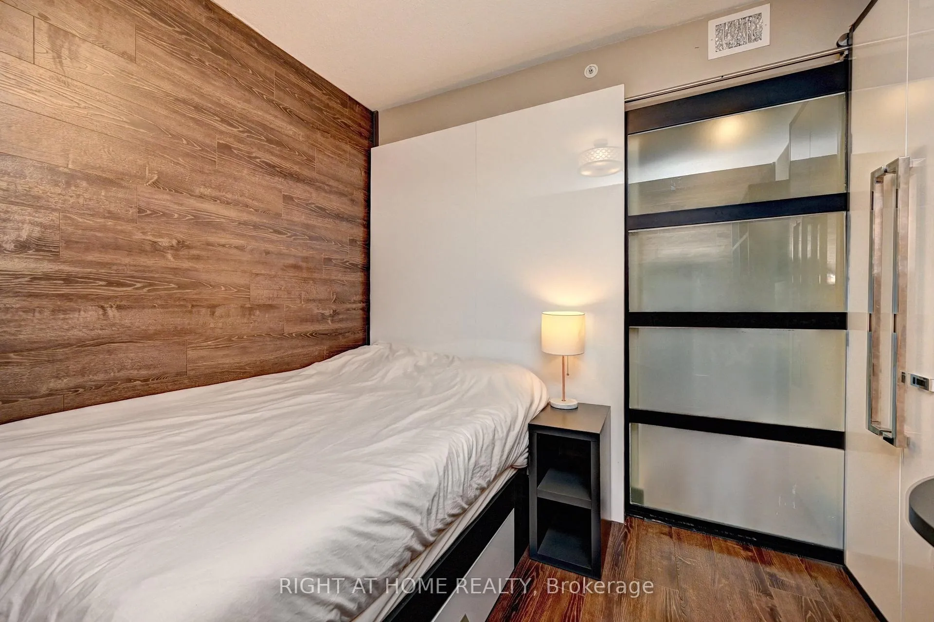 Photo 28 of Unit N2207, 330 Phillip Street, Waterloo, Beechwood/University — HOMEH