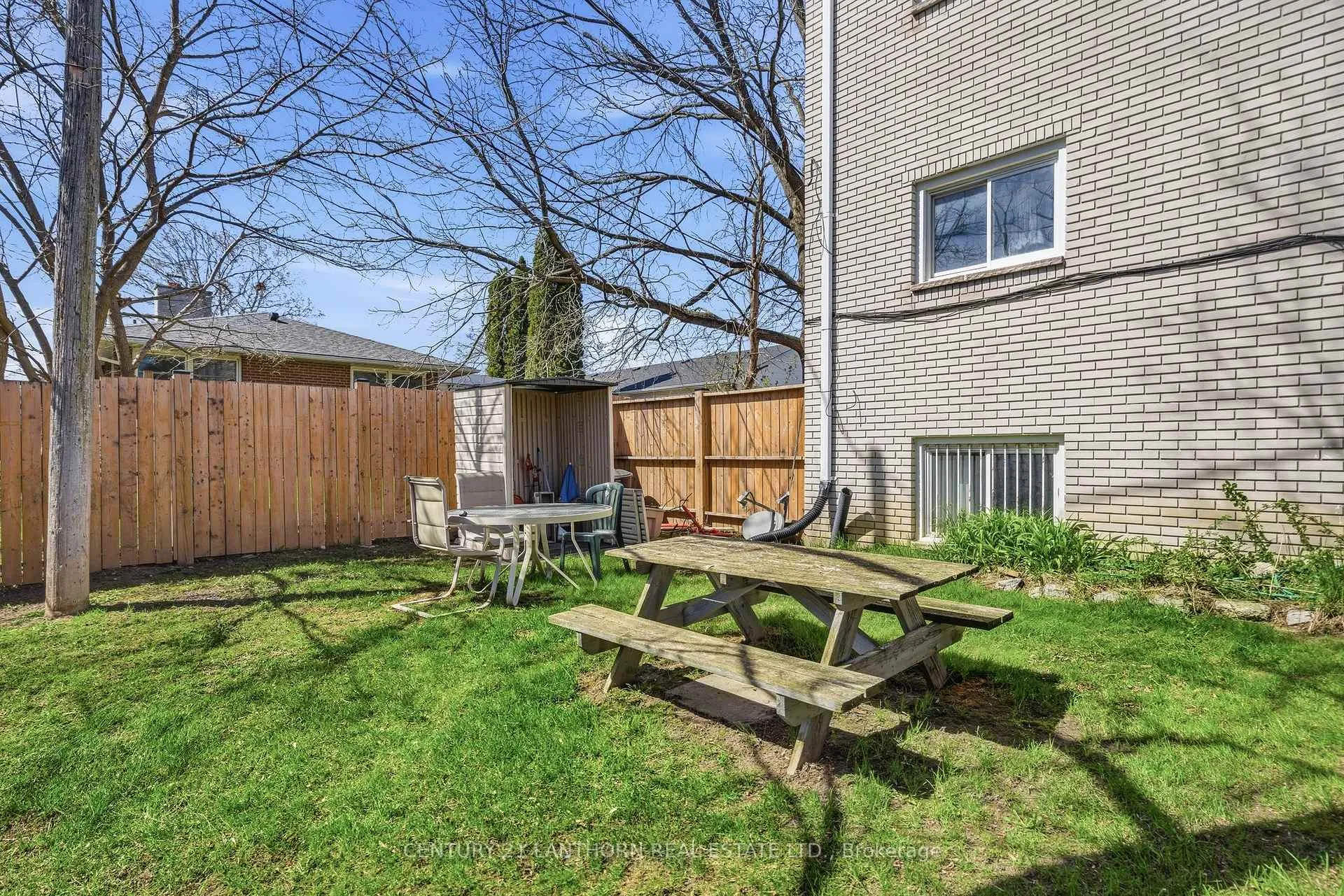 Photo 6 of 29 Downes Avenue, Prince Edward County, Picton Ward — HOMEH
