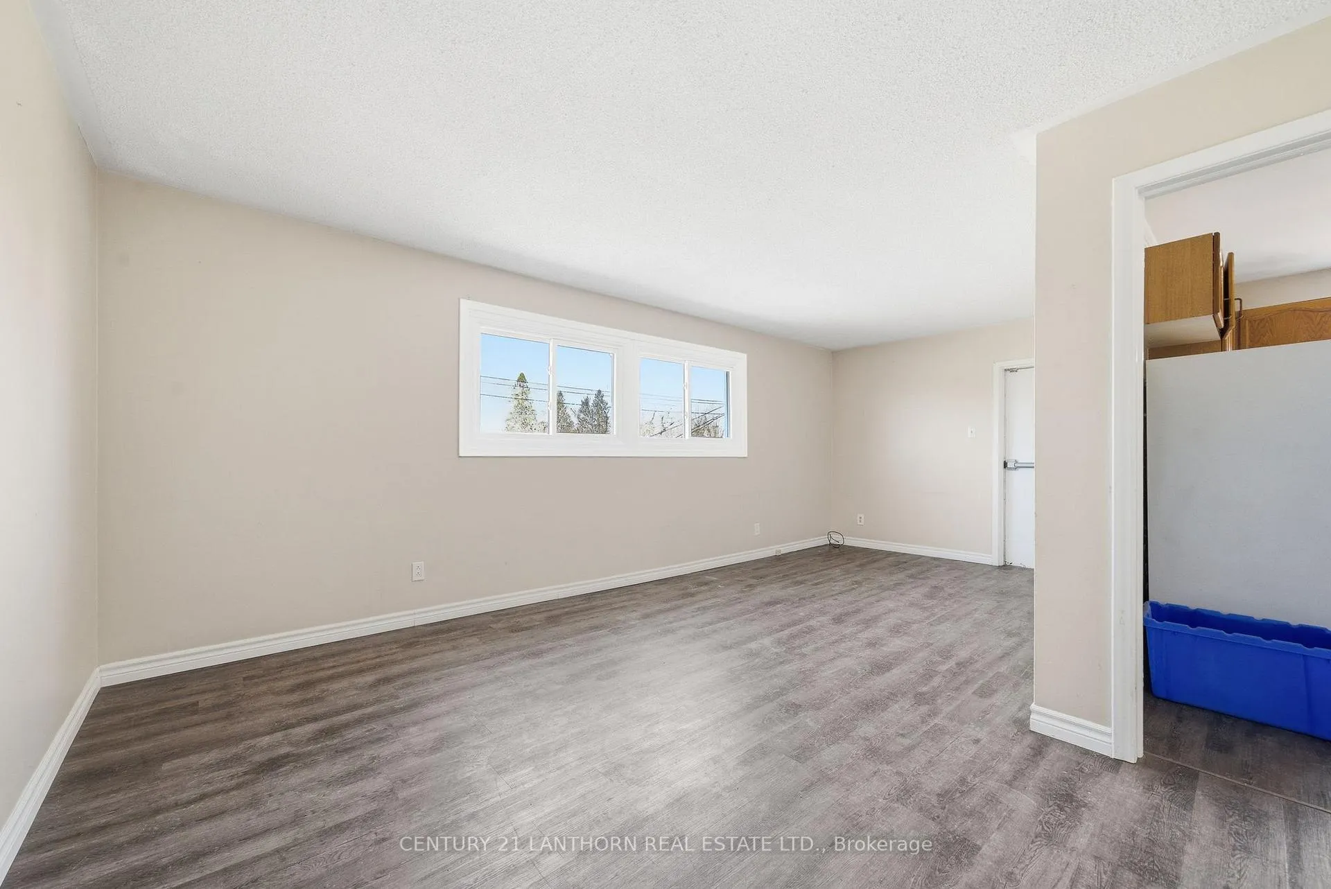 Photo 11 of 29 Downes Avenue, Prince Edward County, Picton Ward — HOMEH