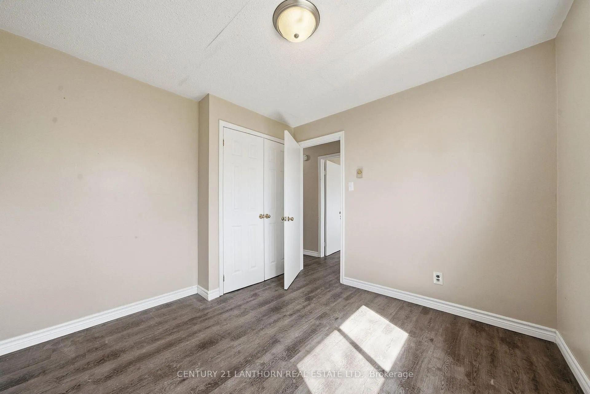 Photo 20 of 29 Downes Avenue, Prince Edward County, Picton Ward — HOMEH