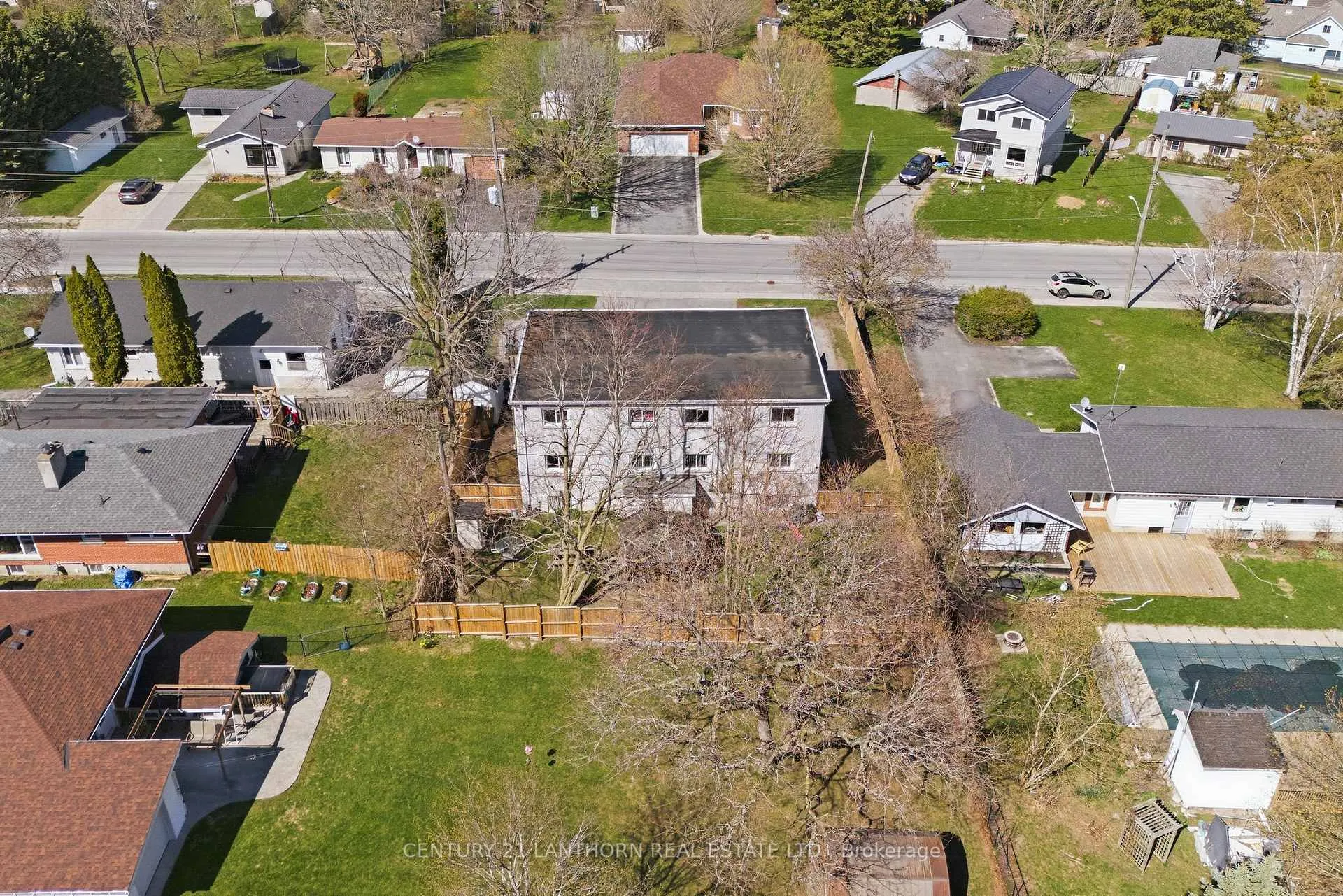 Photo 22 of 29 Downes Avenue, Prince Edward County, Picton Ward — HOMEH