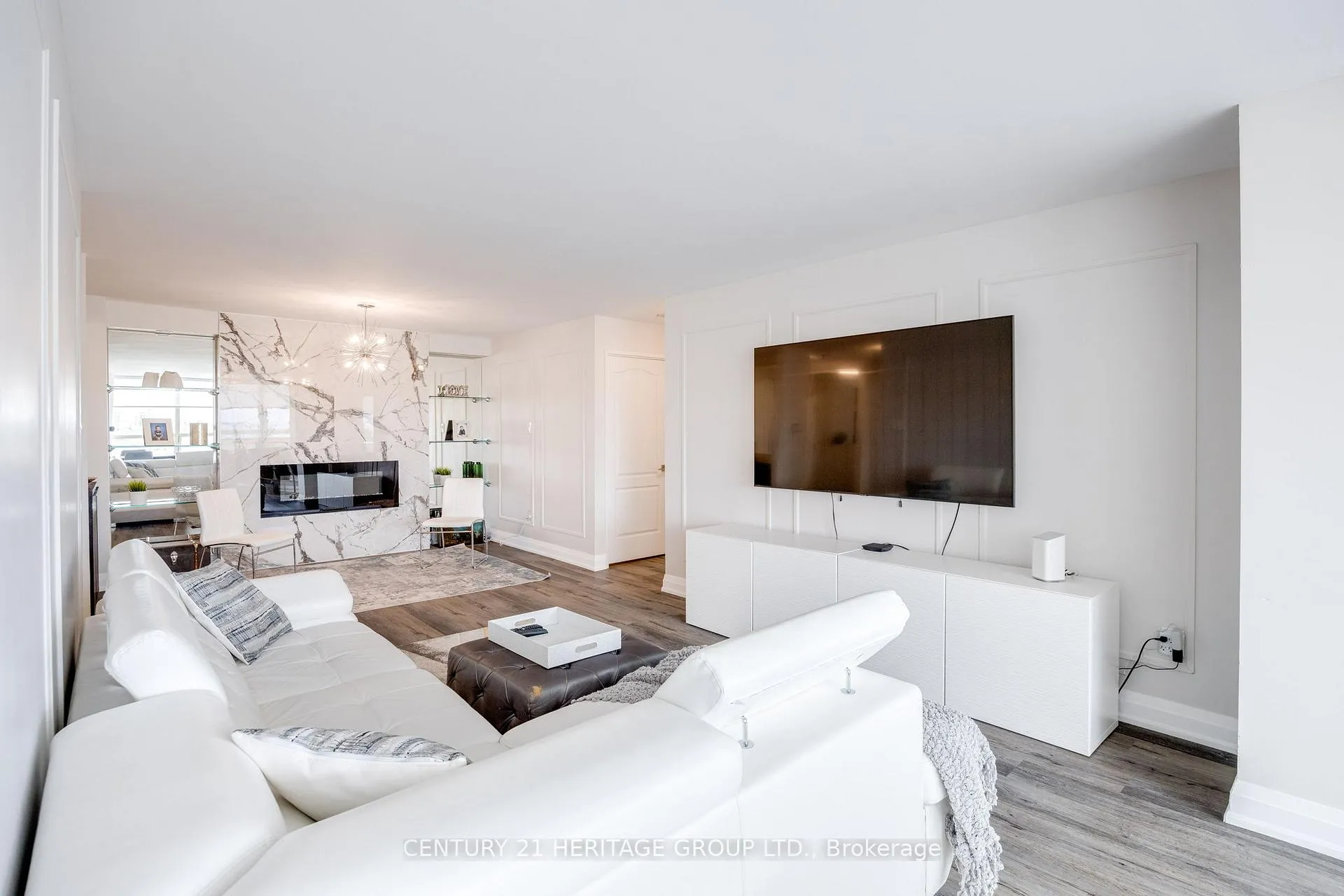 Photo 8 of Unit 707, 7 Townsgate Drive, Vaughan, Crestwood-Springfarm-Yorkhill — HOMEH