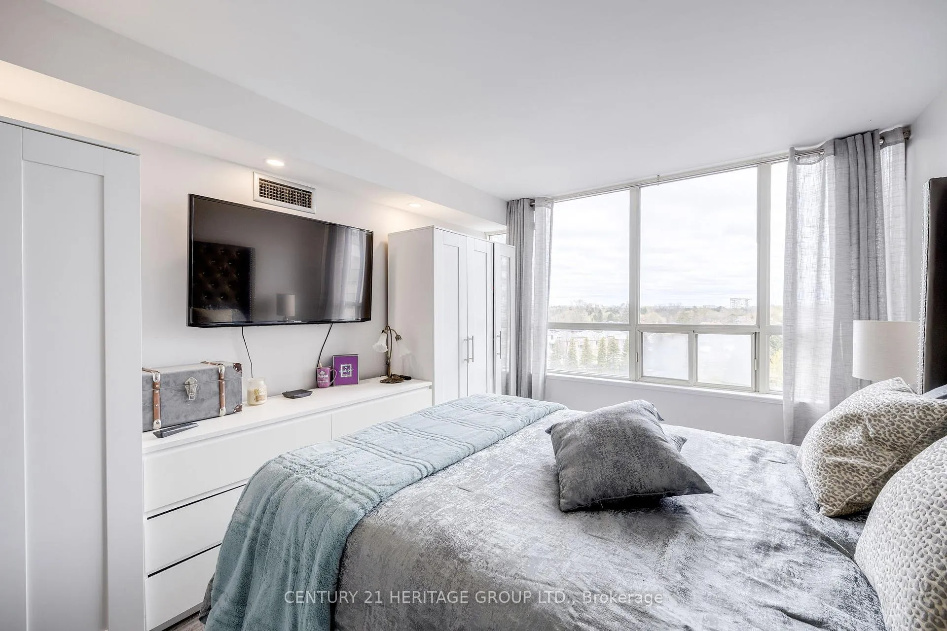 Photo 15 of Unit 707, 7 Townsgate Drive, Vaughan, Crestwood-Springfarm-Yorkhill — HOMEH