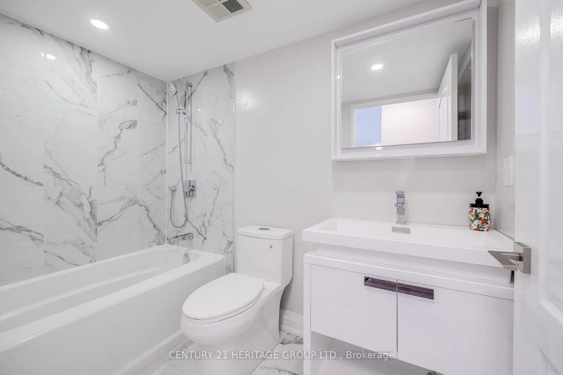 Photo 19 of Unit 707, 7 Townsgate Drive, Vaughan, Crestwood-Springfarm-Yorkhill — HOMEH