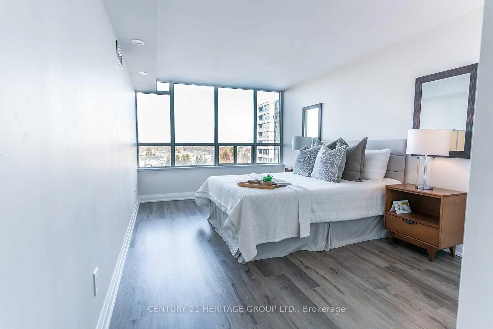 Photo 20 of Unit 707, 7 Townsgate Drive, Vaughan, Crestwood-Springfarm-Yorkhill — HOMEH