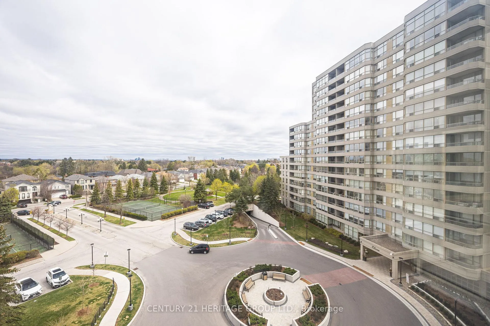 Photo 22 of Unit 707, 7 Townsgate Drive, Vaughan, Crestwood-Springfarm-Yorkhill — HOMEH