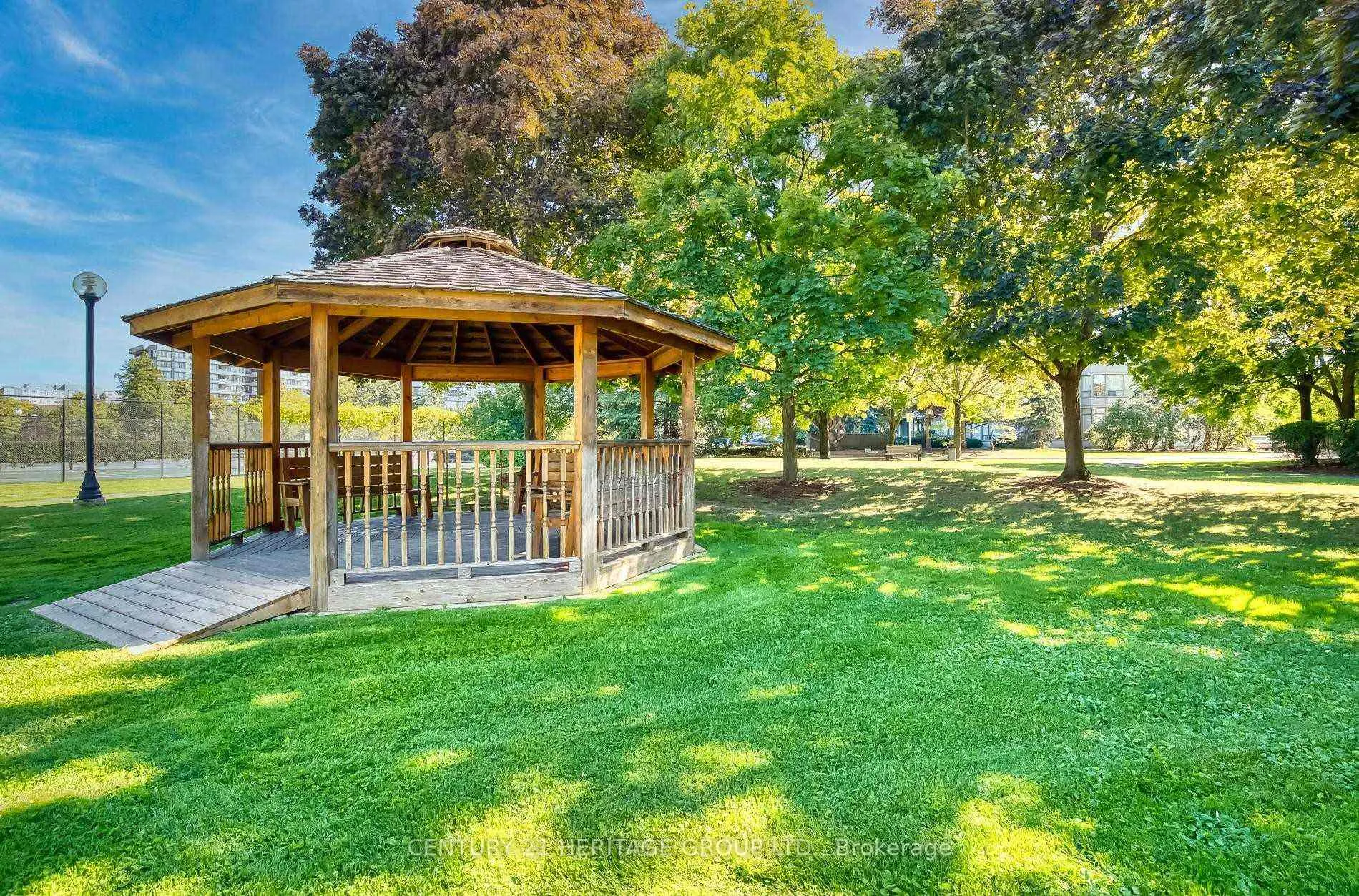 Photo 32 of Unit 707, 7 Townsgate Drive, Vaughan, Crestwood-Springfarm-Yorkhill — HOMEH