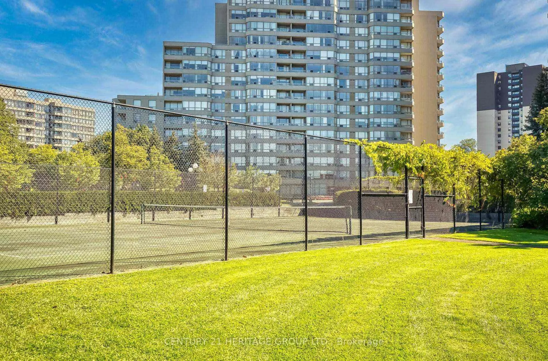 Photo 33 of Unit 707, 7 Townsgate Drive, Vaughan, Crestwood-Springfarm-Yorkhill — HOMEH