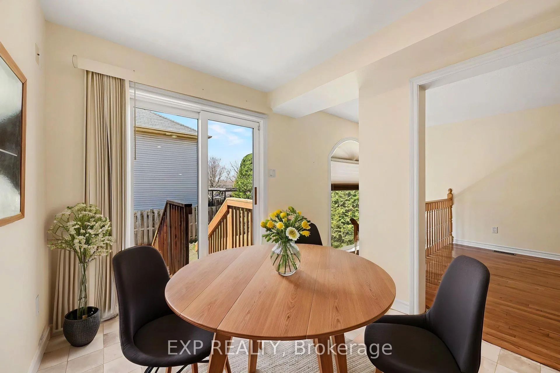 Photo 15 of 15 Cedar Valley Drive, Ottawa, Kanata - Emerald Meadows/Trailwest — HOMEH