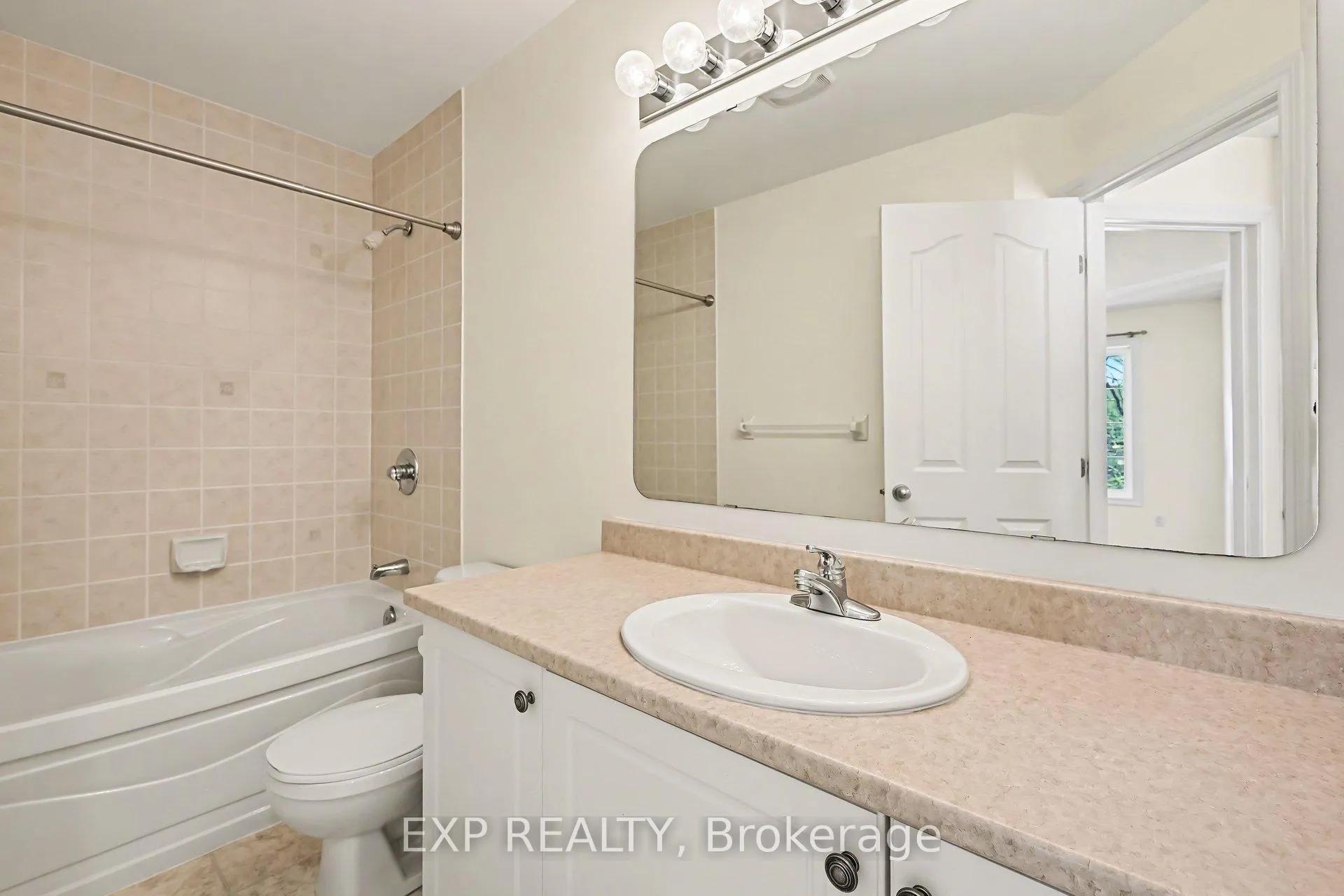 Photo 26 of 15 Cedar Valley Drive, Ottawa, Kanata - Emerald Meadows/Trailwest — HOMEH