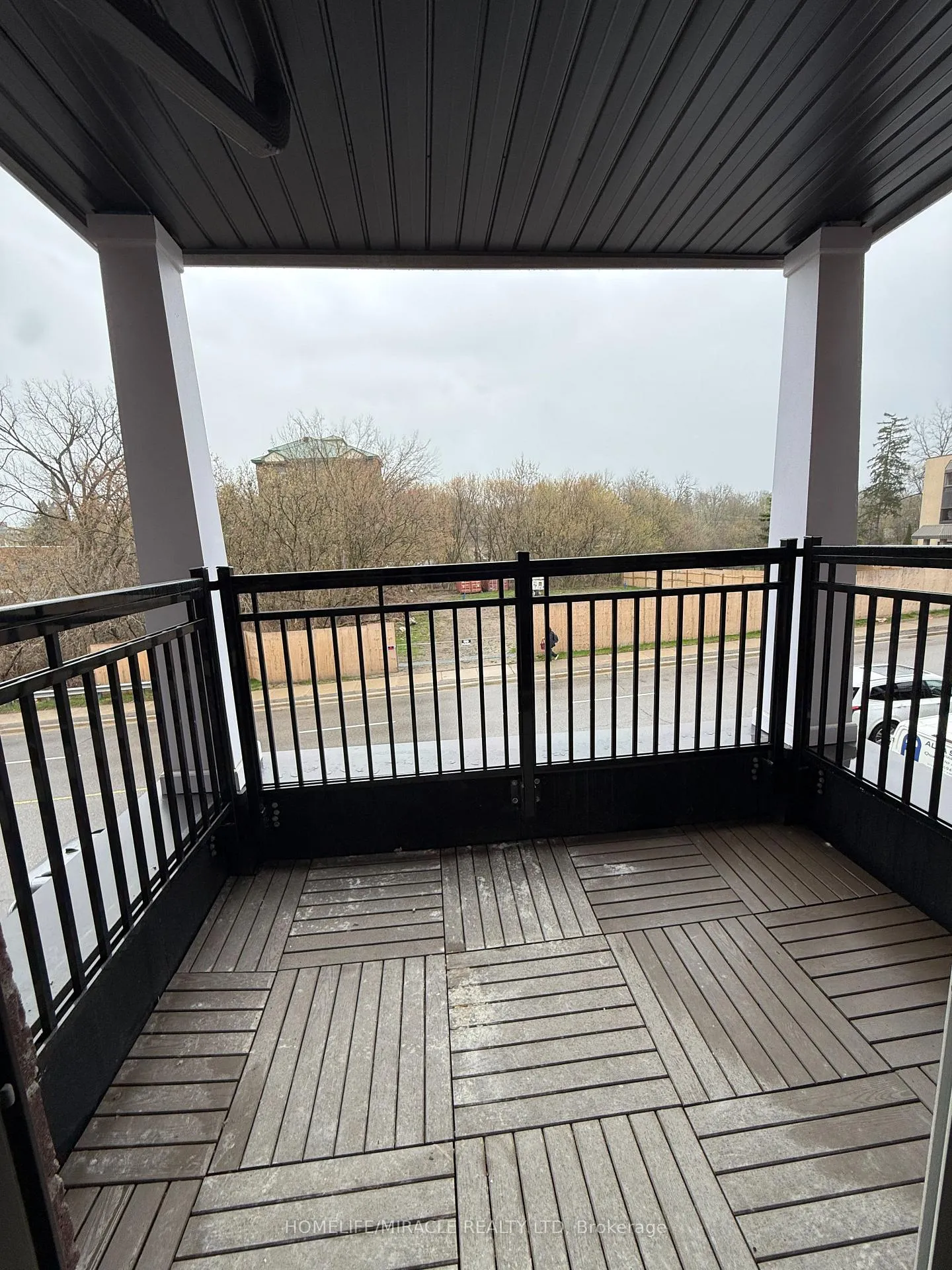 Photo 14 of Unit 212, 15100 Yonge Street, Aurora, Aurora Village — HOMEH
