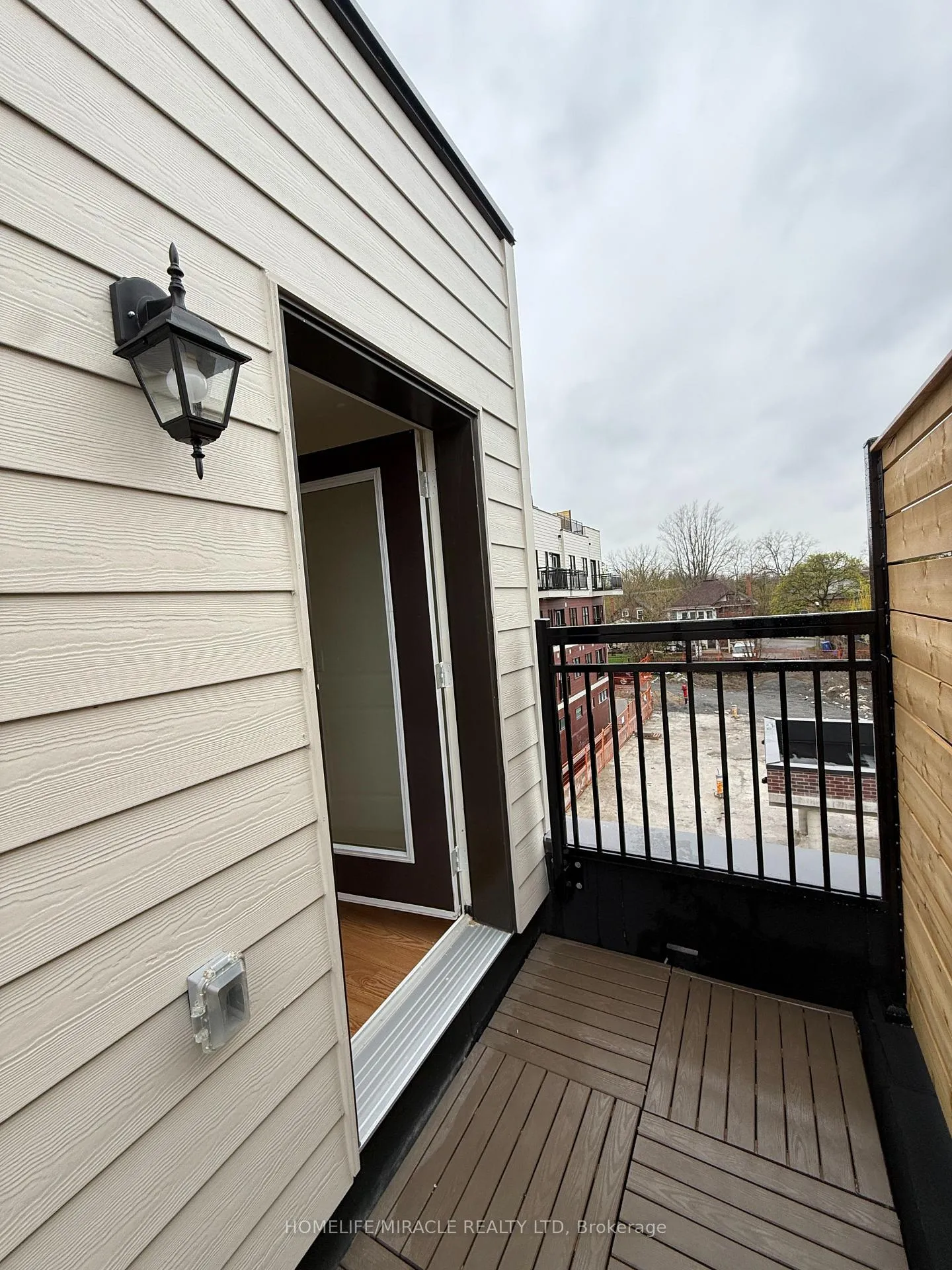 Photo 34 of Unit 212, 15100 Yonge Street, Aurora, Aurora Village — HOMEH