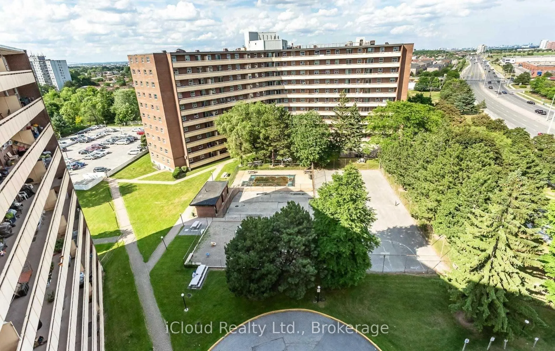 Photo 1 of Unit 710, 3555 Derry Road E, Mississauga, Malton — HOMEH