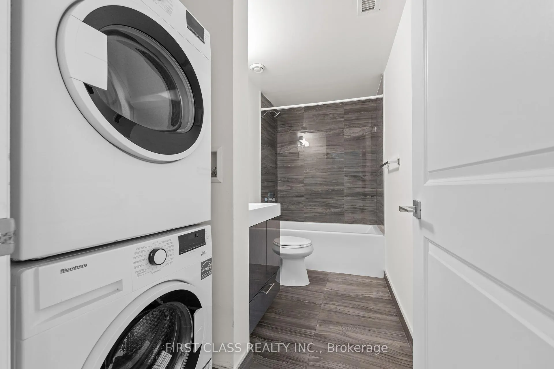 Photo 20 of Unit 4613, 251 Jarvis Street, Toronto, Church-Yonge Corridor — HOMEH