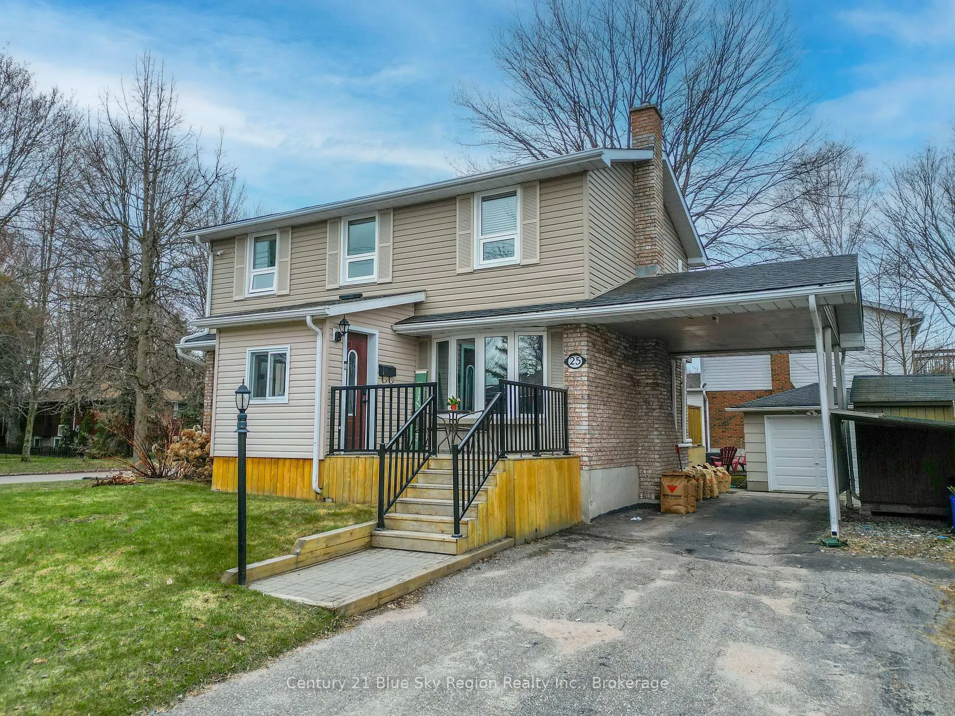 Front of 25 Rowe Avenue