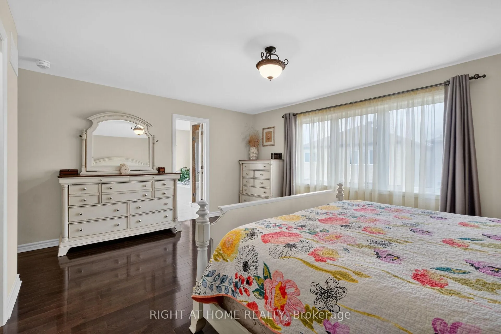 Photo 32 of 44 Hawks Landing Crescent, Ottawa, Stittsville (North) — HOMEH