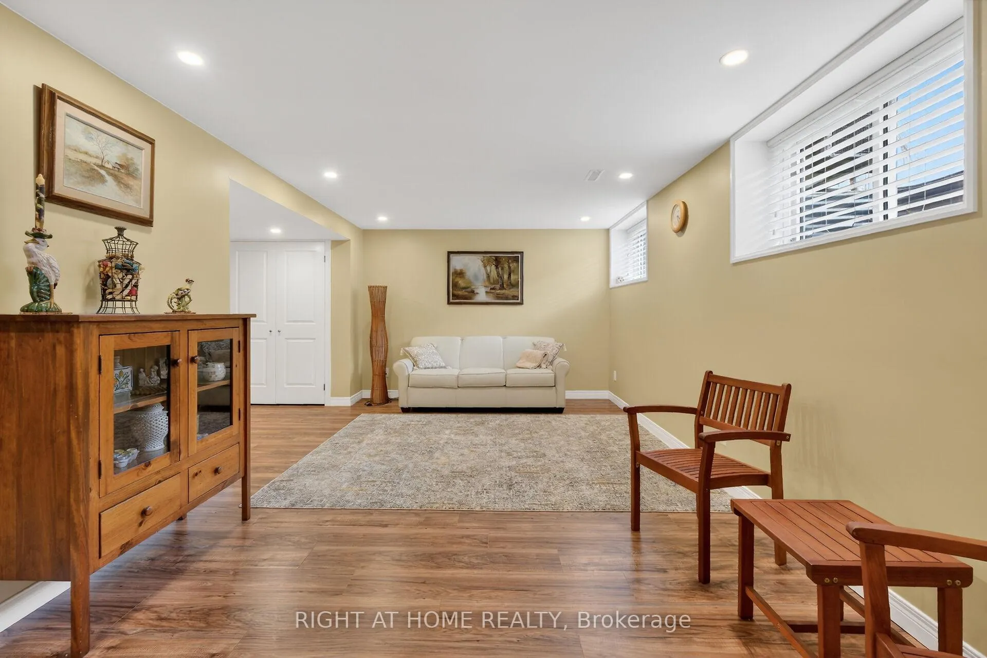 Photo 40 of 44 Hawks Landing Crescent, Ottawa, Stittsville (North) — HOMEH