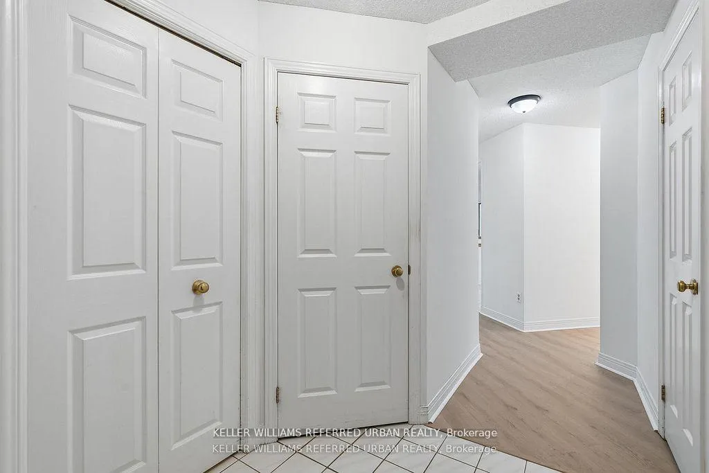 Photo 6 of Unit 208, 8 Village Green Boulevard, Hamilton, Stoney Creek — HOMEH