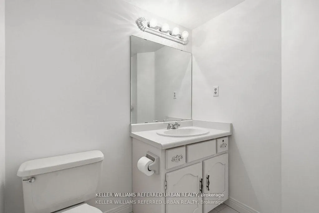 Photo 8 of Unit 208, 8 Village Green Boulevard, Hamilton, Stoney Creek — HOMEH
