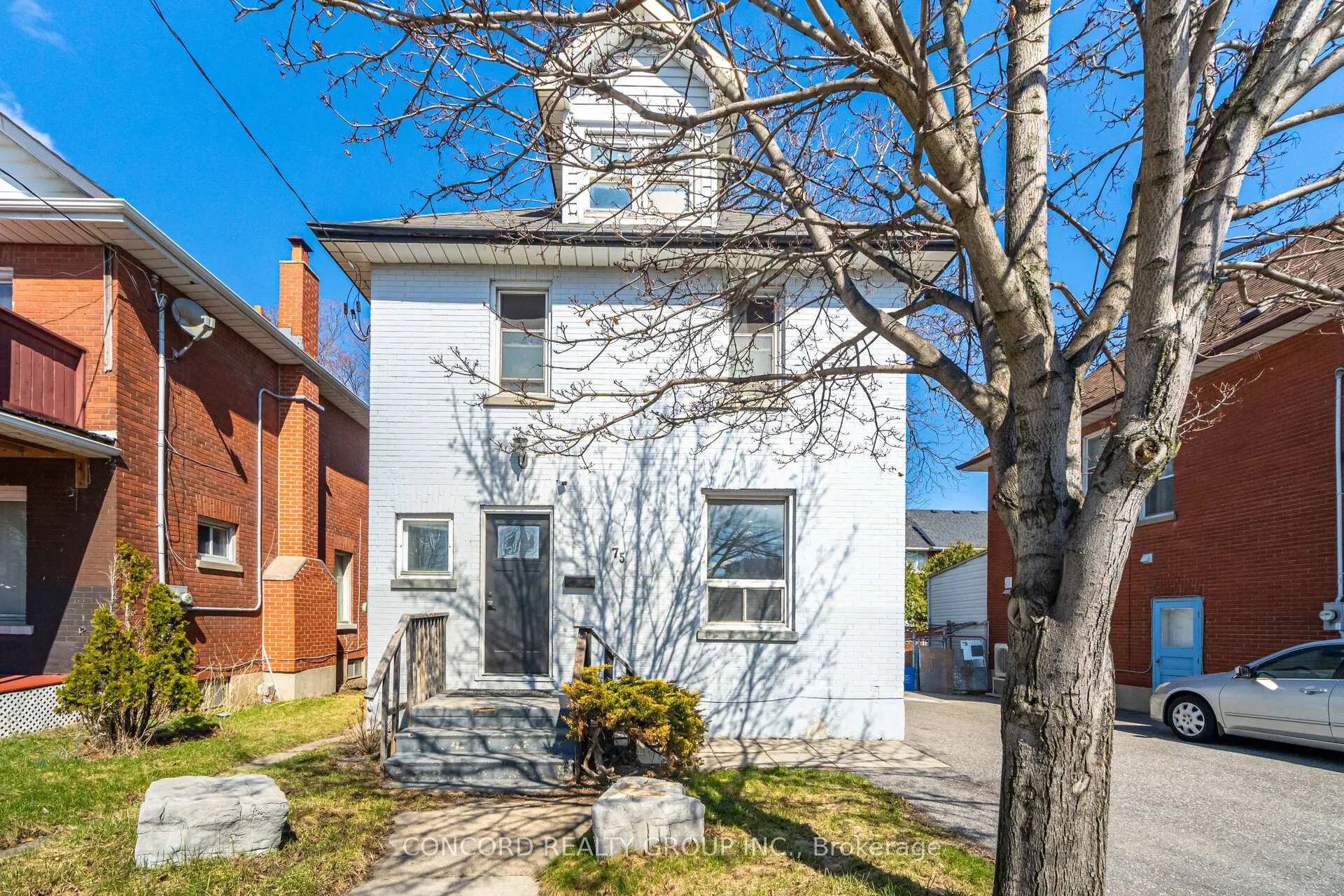 Front of 75 Ritson Road N