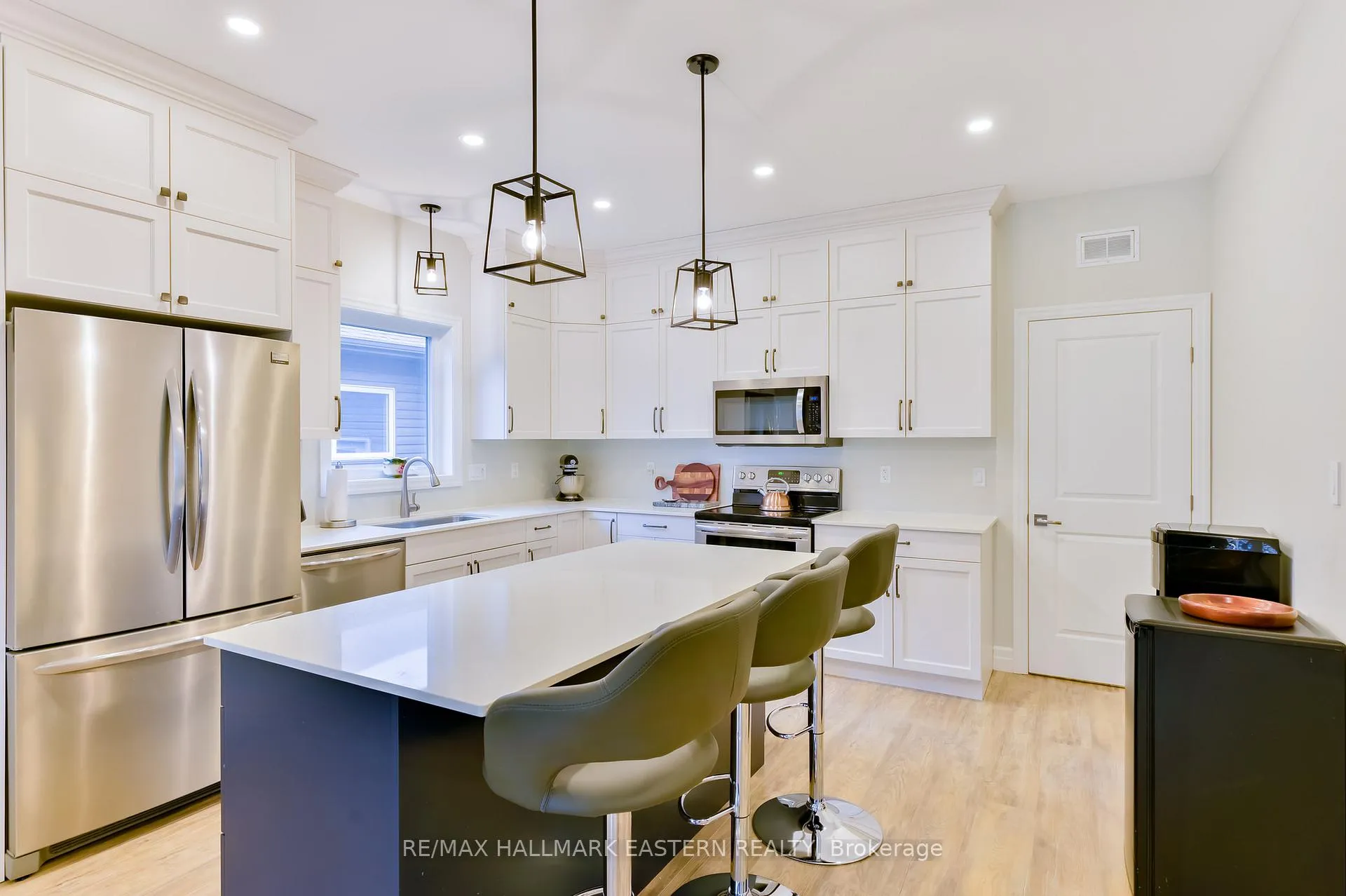 Photo 35 of 97 Northumberland Boulevard, Quinte West, Murray Ward — HOMEH