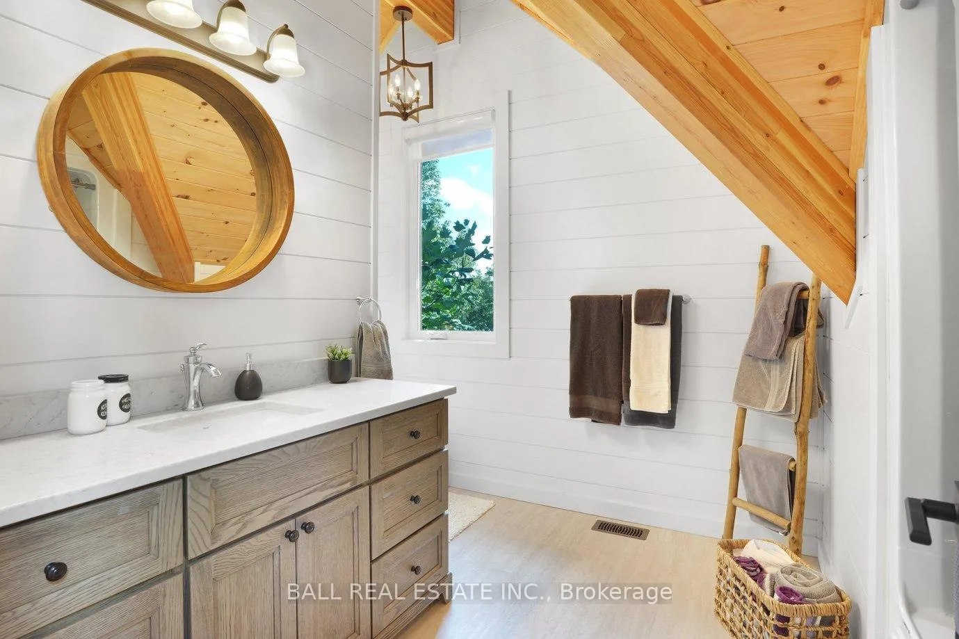 Photo 17 of 45 Hemlock Point Road, North Kawartha — HOMEH