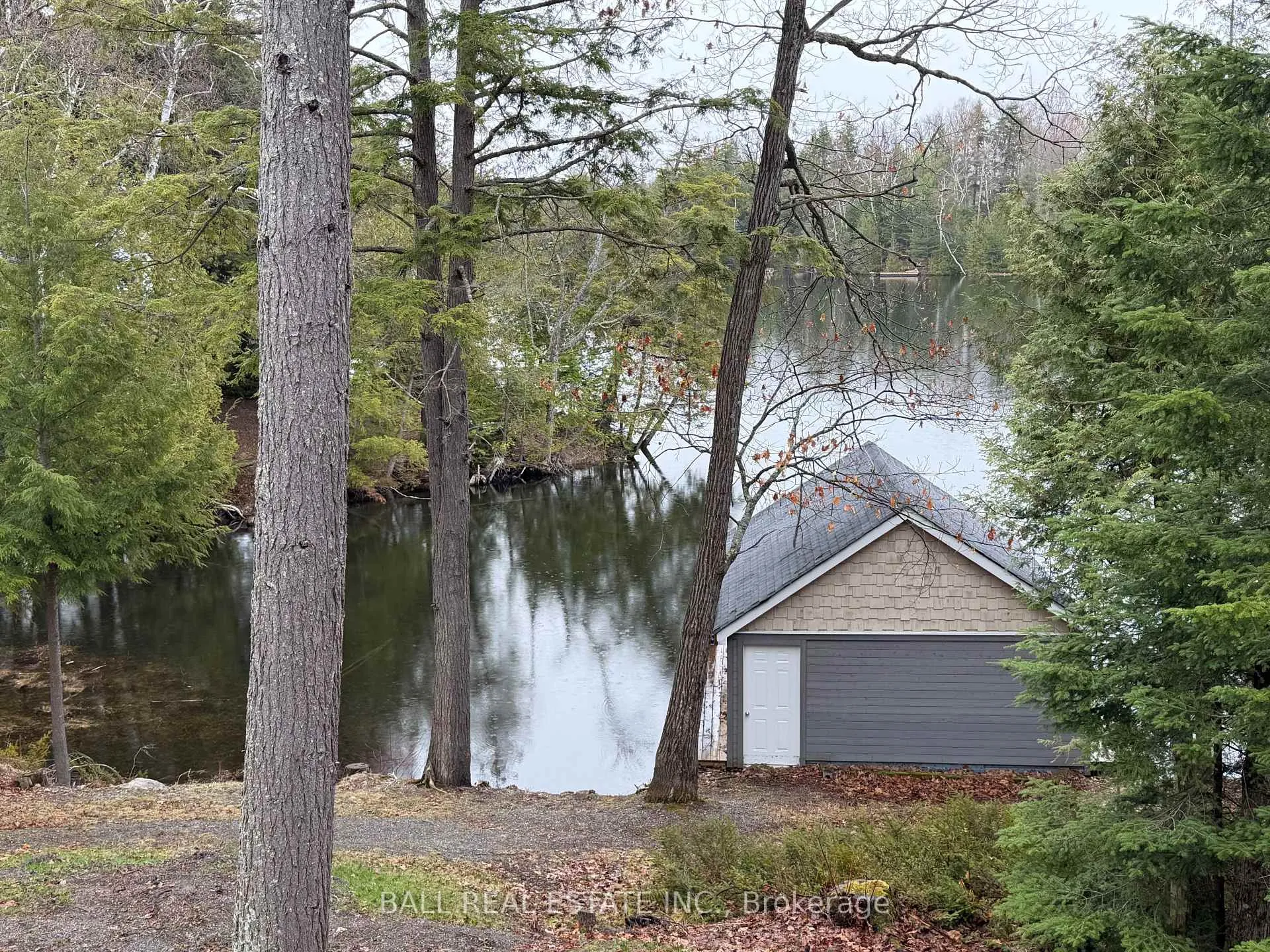 Photo 23 of 45 Hemlock Point Road, North Kawartha — HOMEH